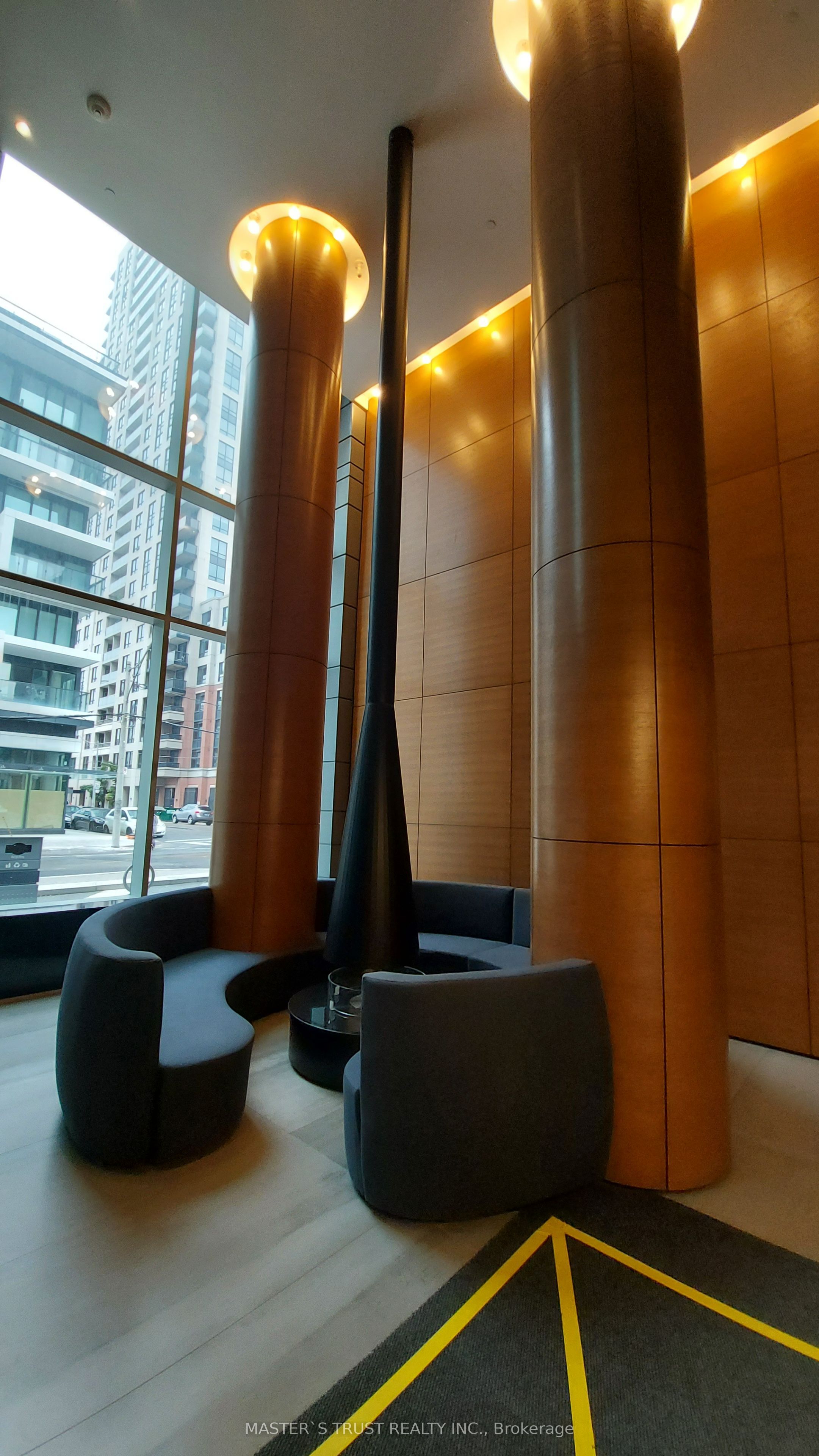 68 Shuter Street 1106, Toronto, ON M5B 1B4 photo 2