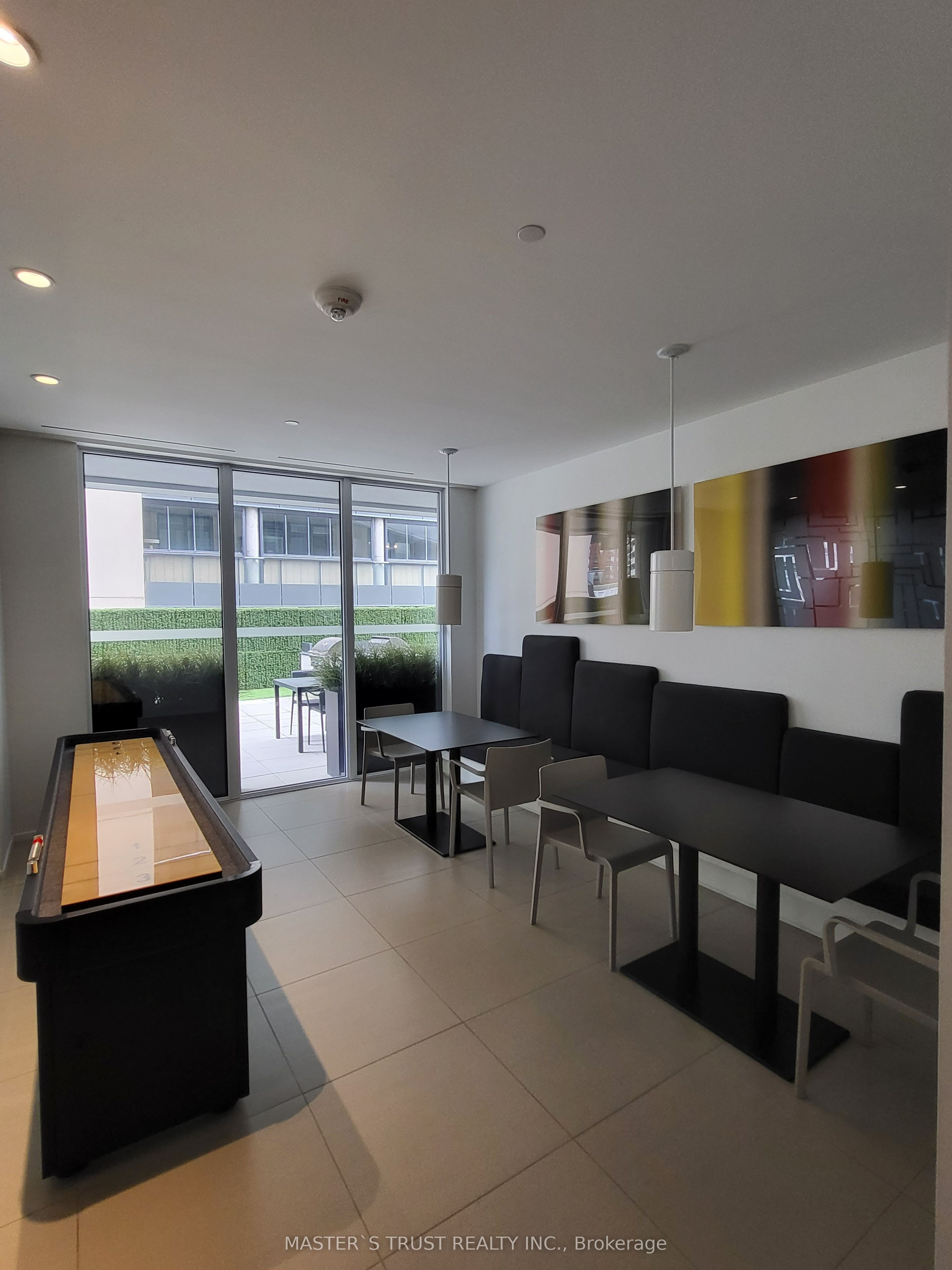68 Shuter Street 1106, Toronto, ON M5B 1B4 photo 4