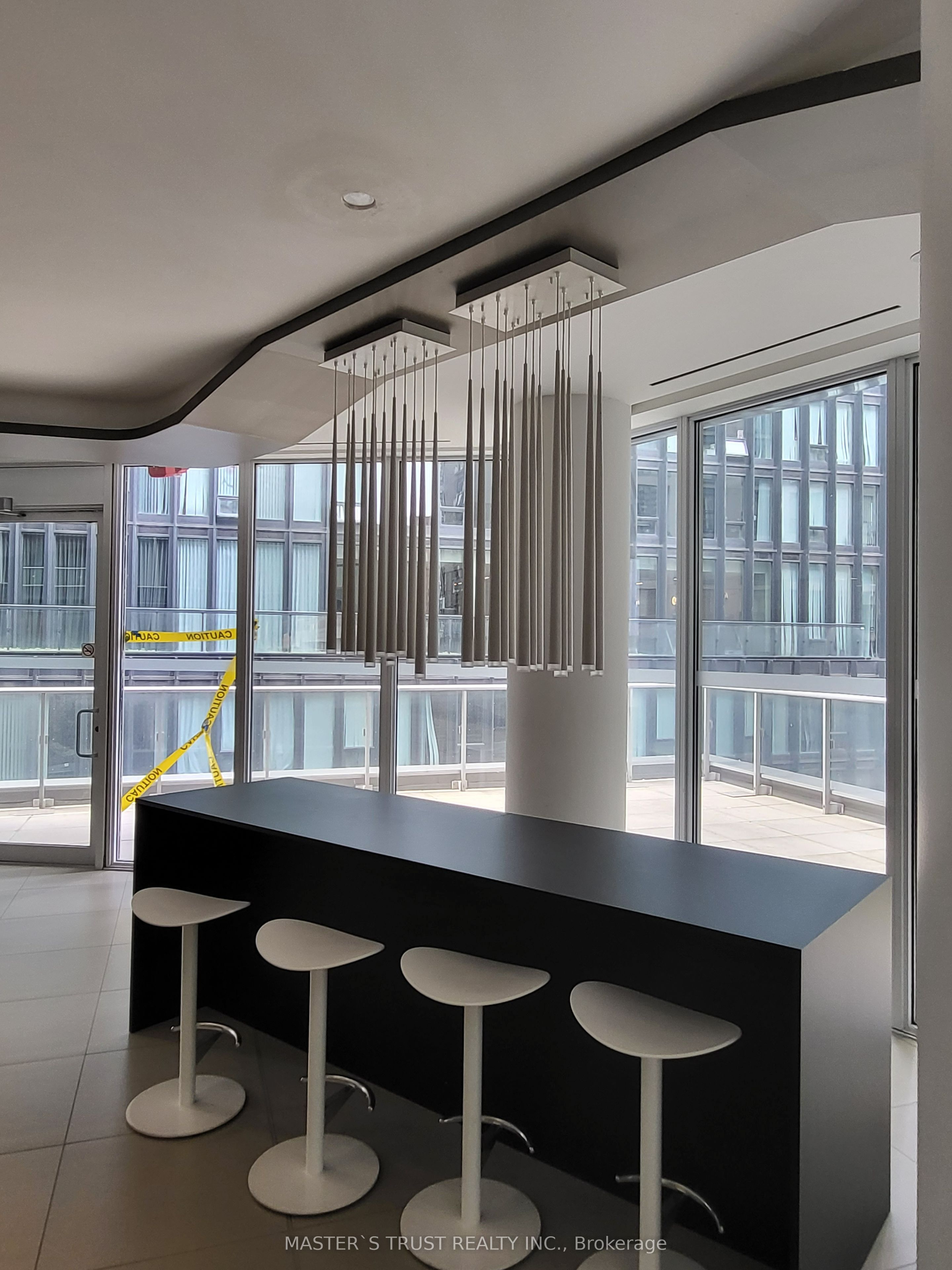 68 Shuter Street 1106, Toronto, ON M5B 1B4 photo 5