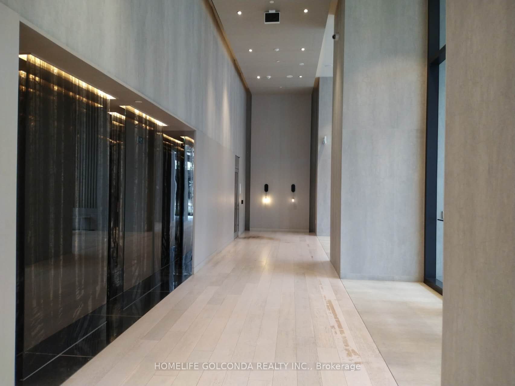 55 Cooper Street 6508, Toronto, ON M5E 0G1 photo 2