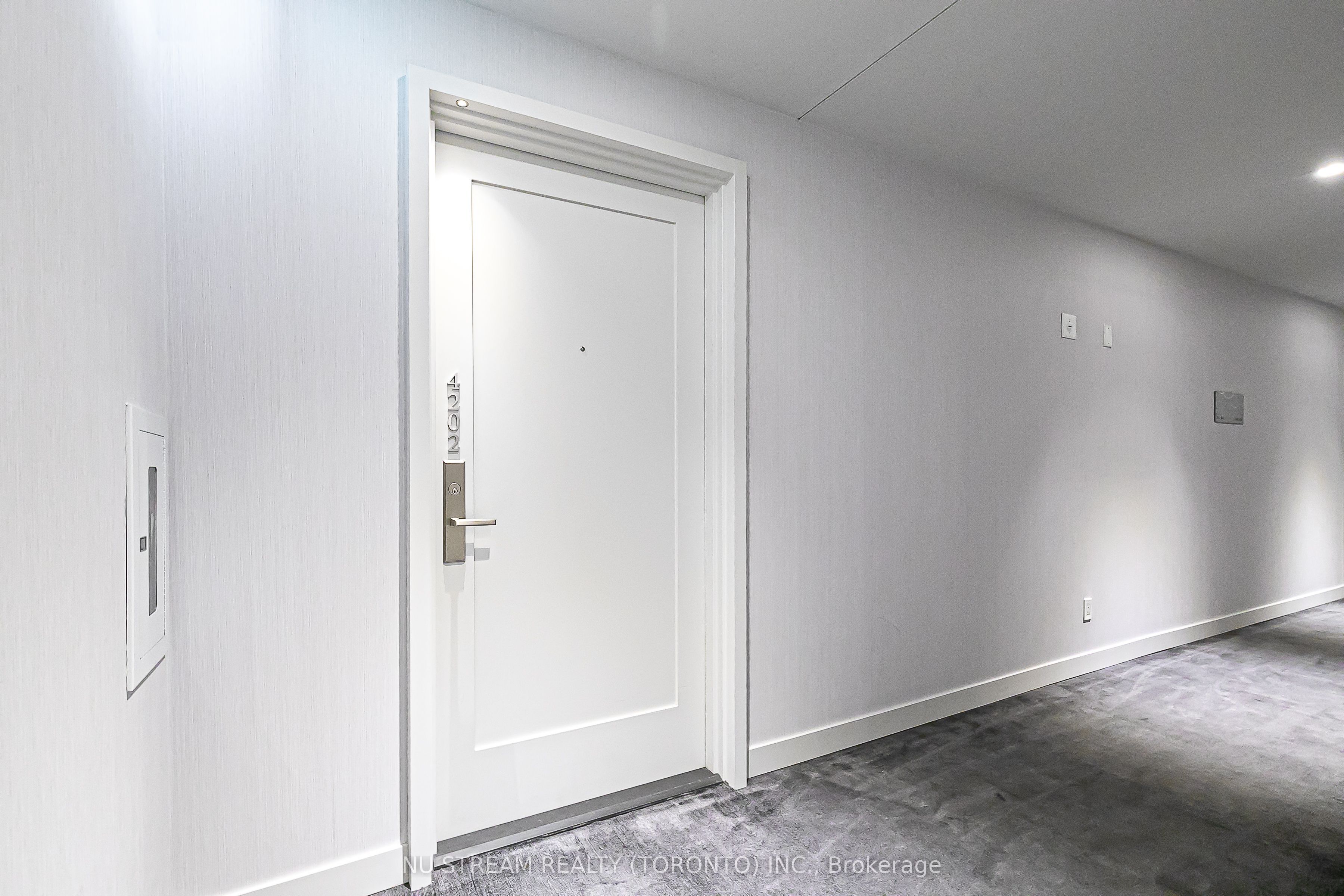 3 Gloucester Street 4202, Toronto, ON M4Y 1Z4 photo 5