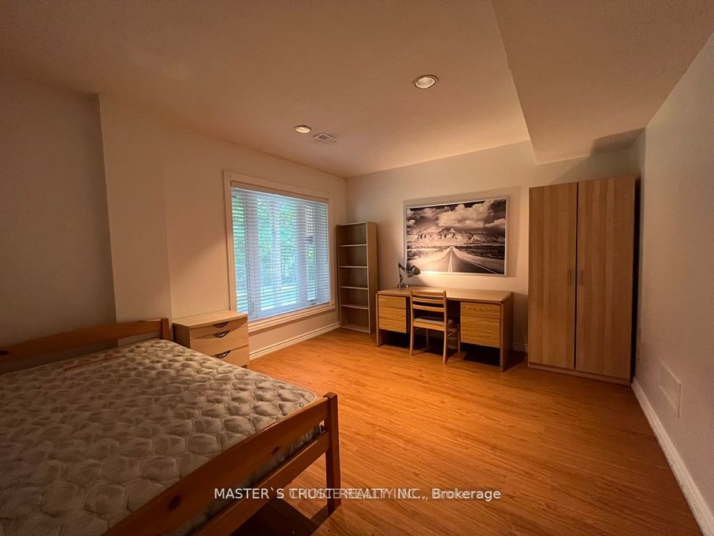 54 Cliffwood Road Bsmt A, Toronto, ON M2H 3J7 photo 4