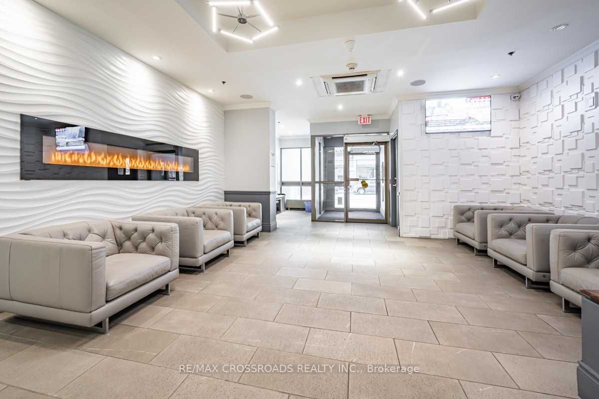 105 Victoria Street 1003, Toronto, ON M5C 3B4 photo 2