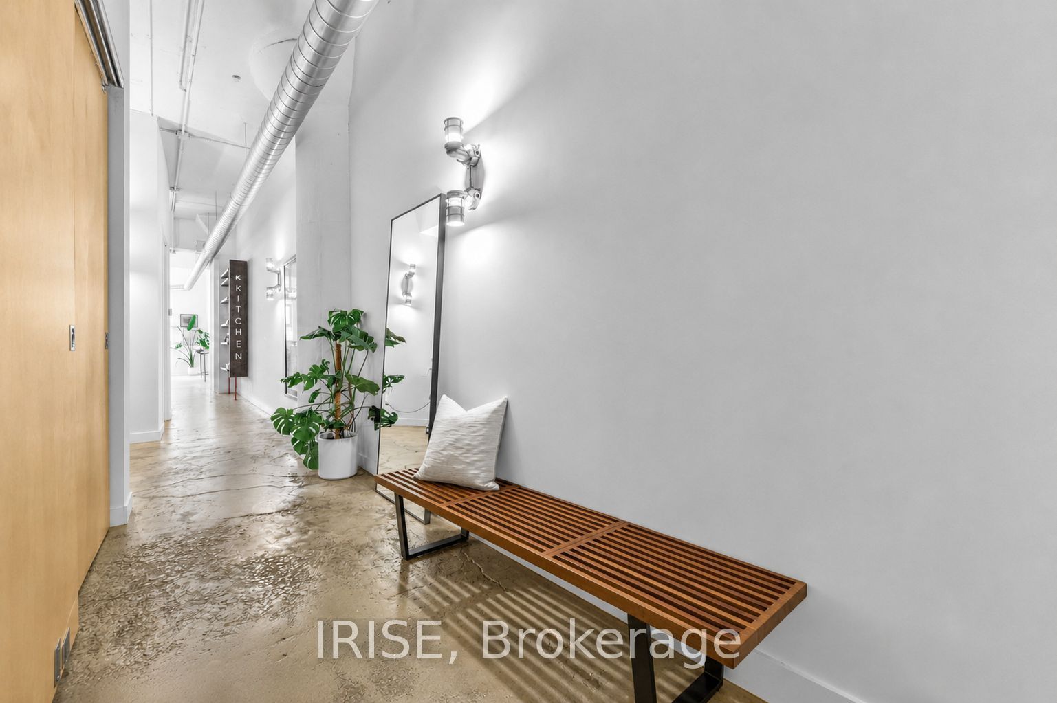 155 Dalhousie Street 422, Toronto, ON M5B 2P7 photo 3