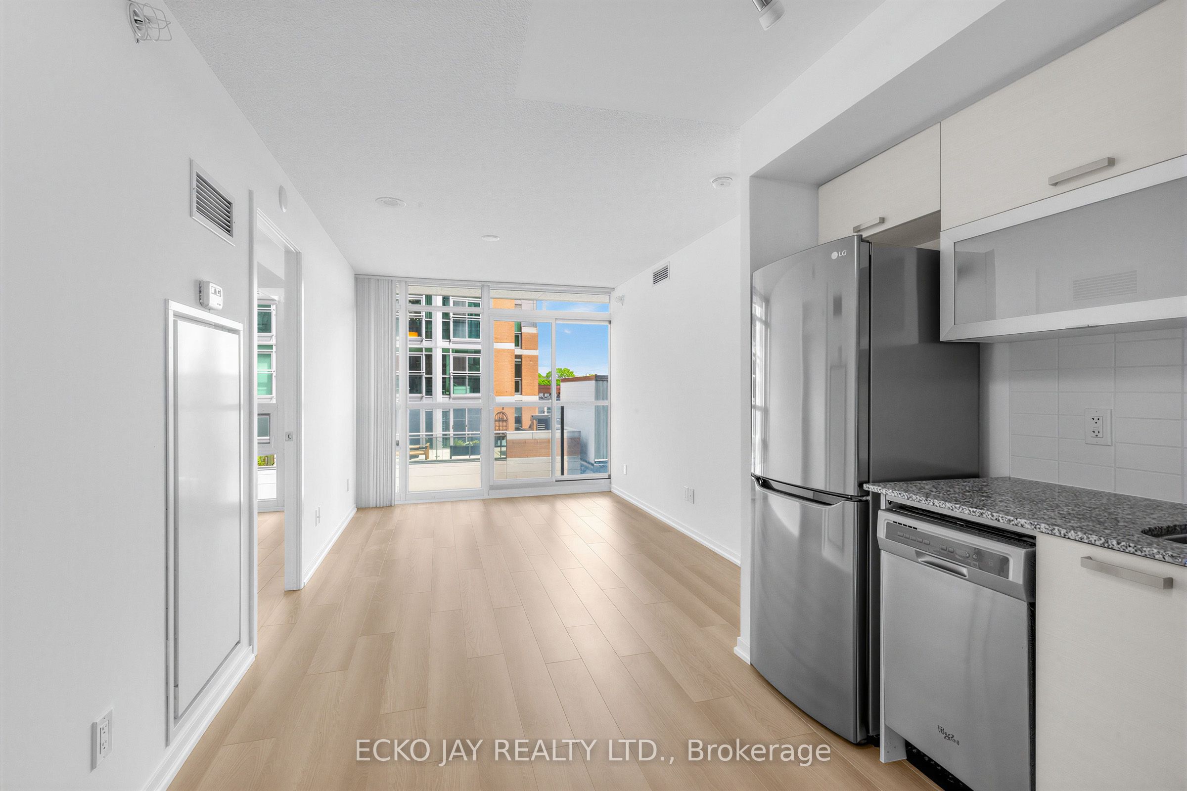 68 Abell Street 528, Toronto, ON M6J 0B1 photo 4