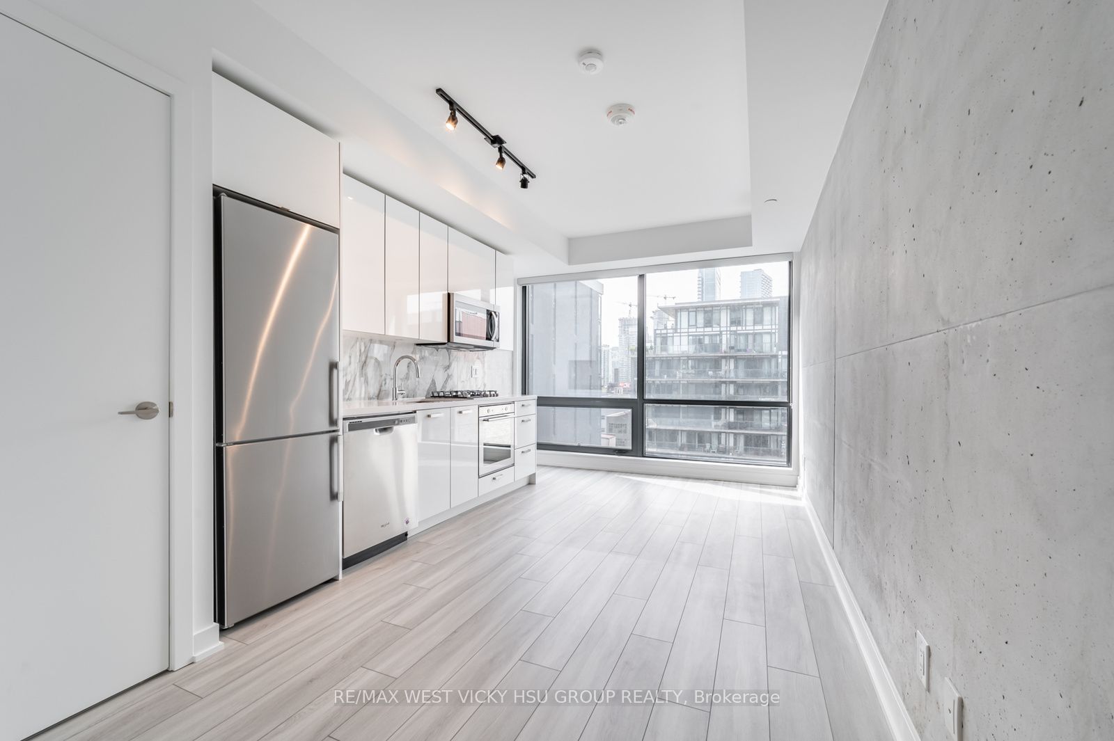458 Richmond Street W 806, Toronto, ON M5V 0S9 photo 4