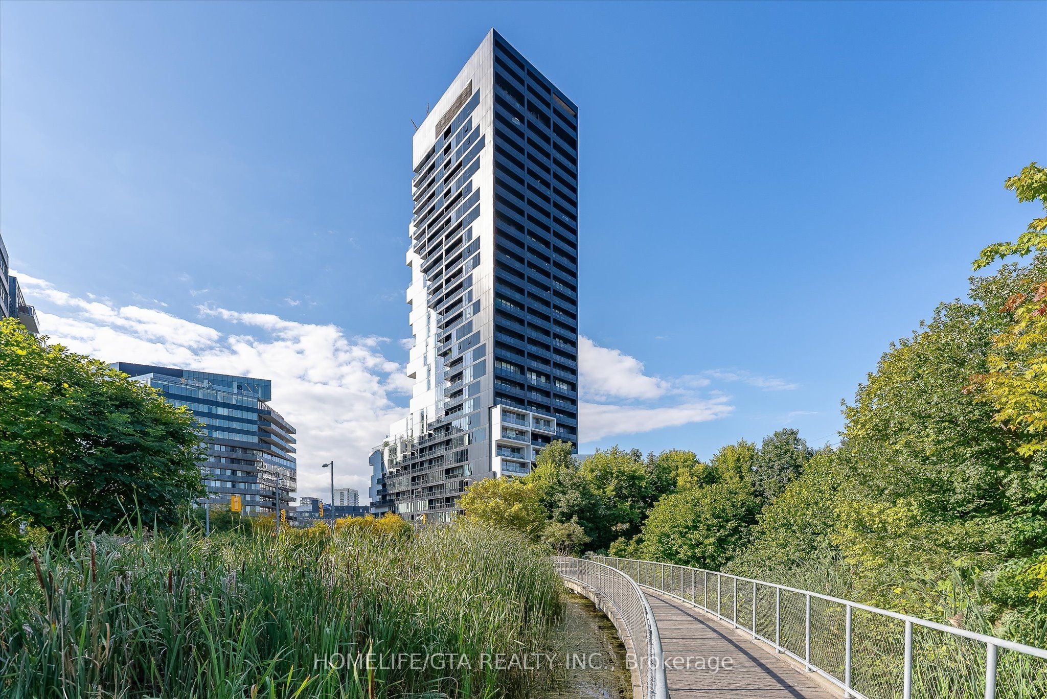 170 Bayview Avenue 612, Toronto, ON M5A 0M4 photo 2