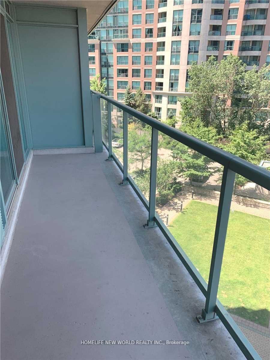 5508 Yonge Street 406, Toronto, ON M2N 7L2 photo 2