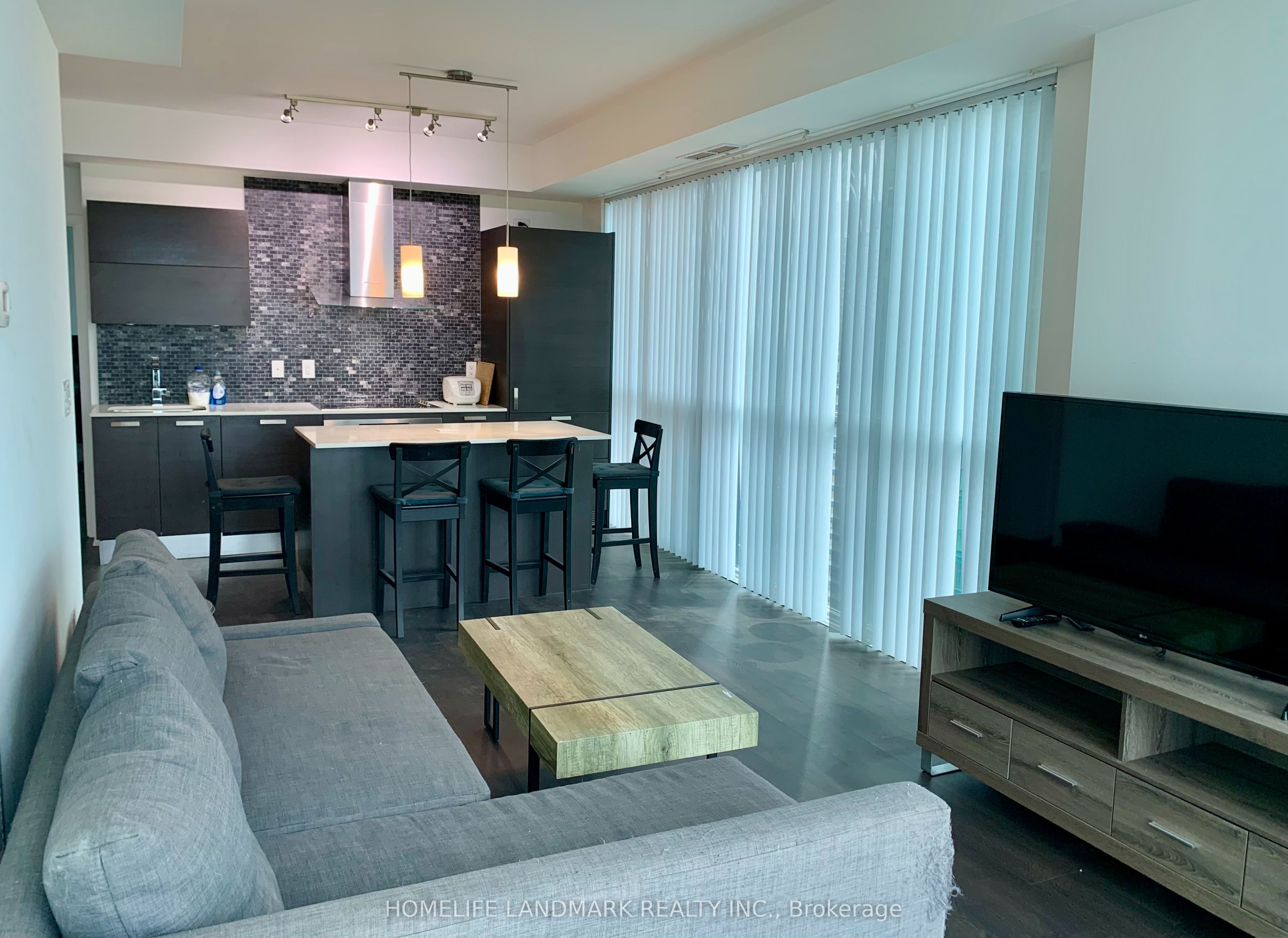 11 Bogert Avenue 2402, Toronto, ON M2N 0H4 photo 4