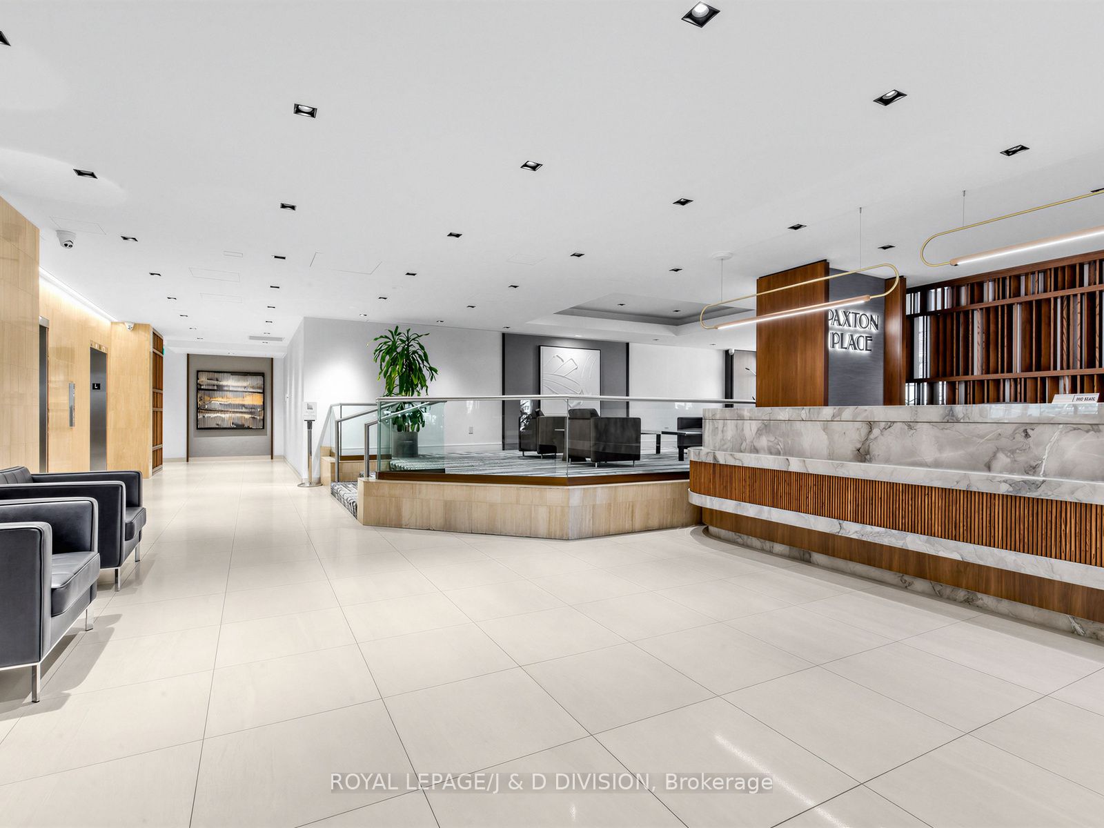 71 Charles Street E 304, Toronto, ON M4Y 2T3 photo 3