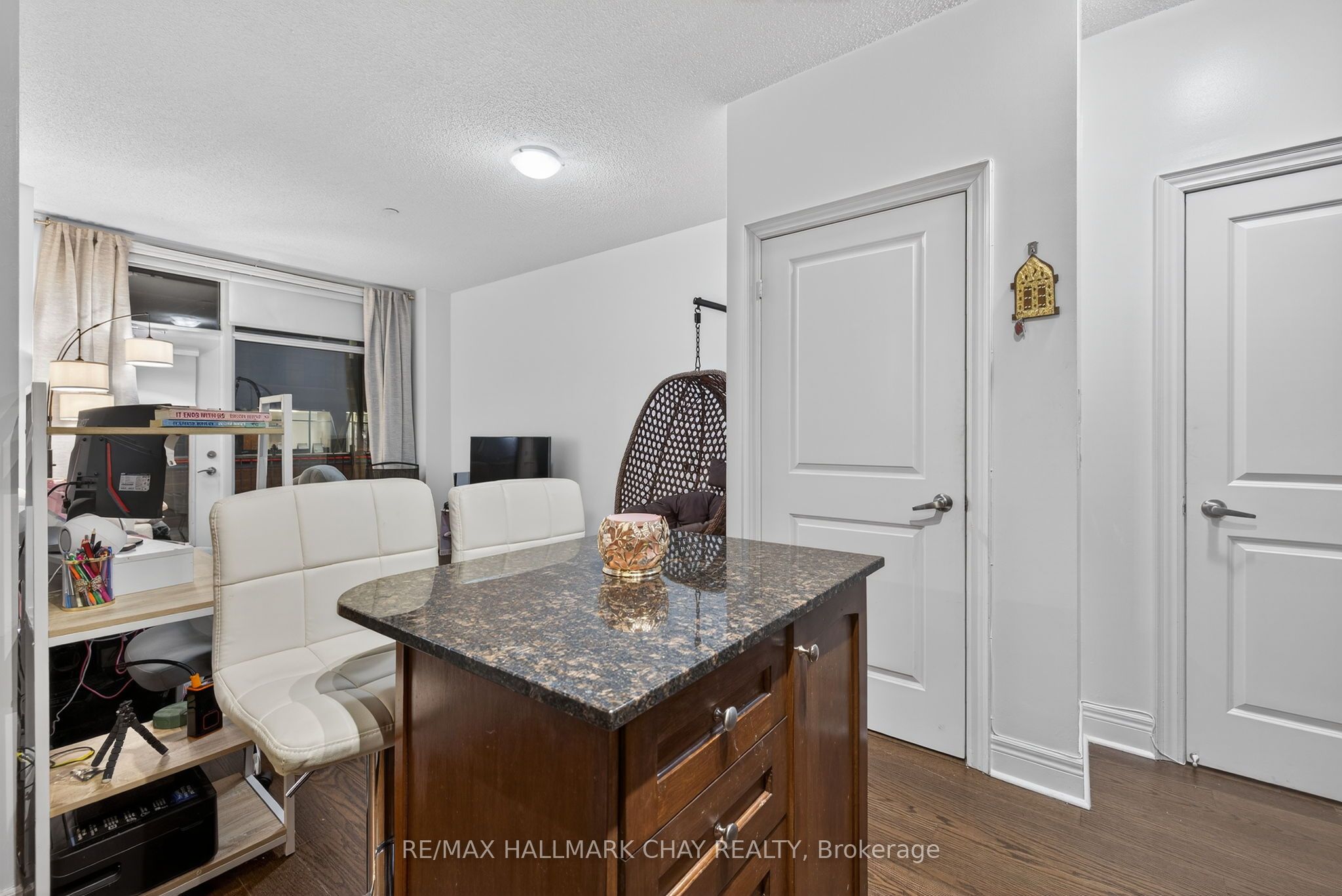 701 Sheppard Avenue W 108, Toronto, ON M3H 2S7 photo 4