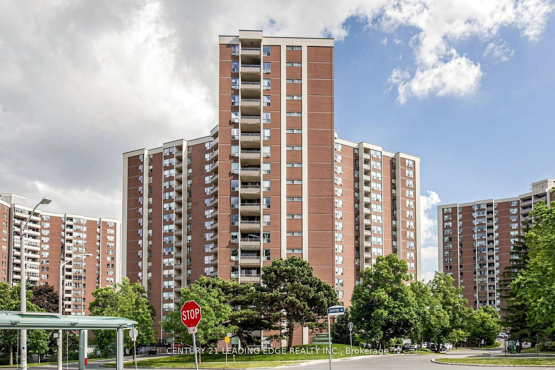 5 Vicora Linkway N/A 304, Toronto, ON M3C 1A7