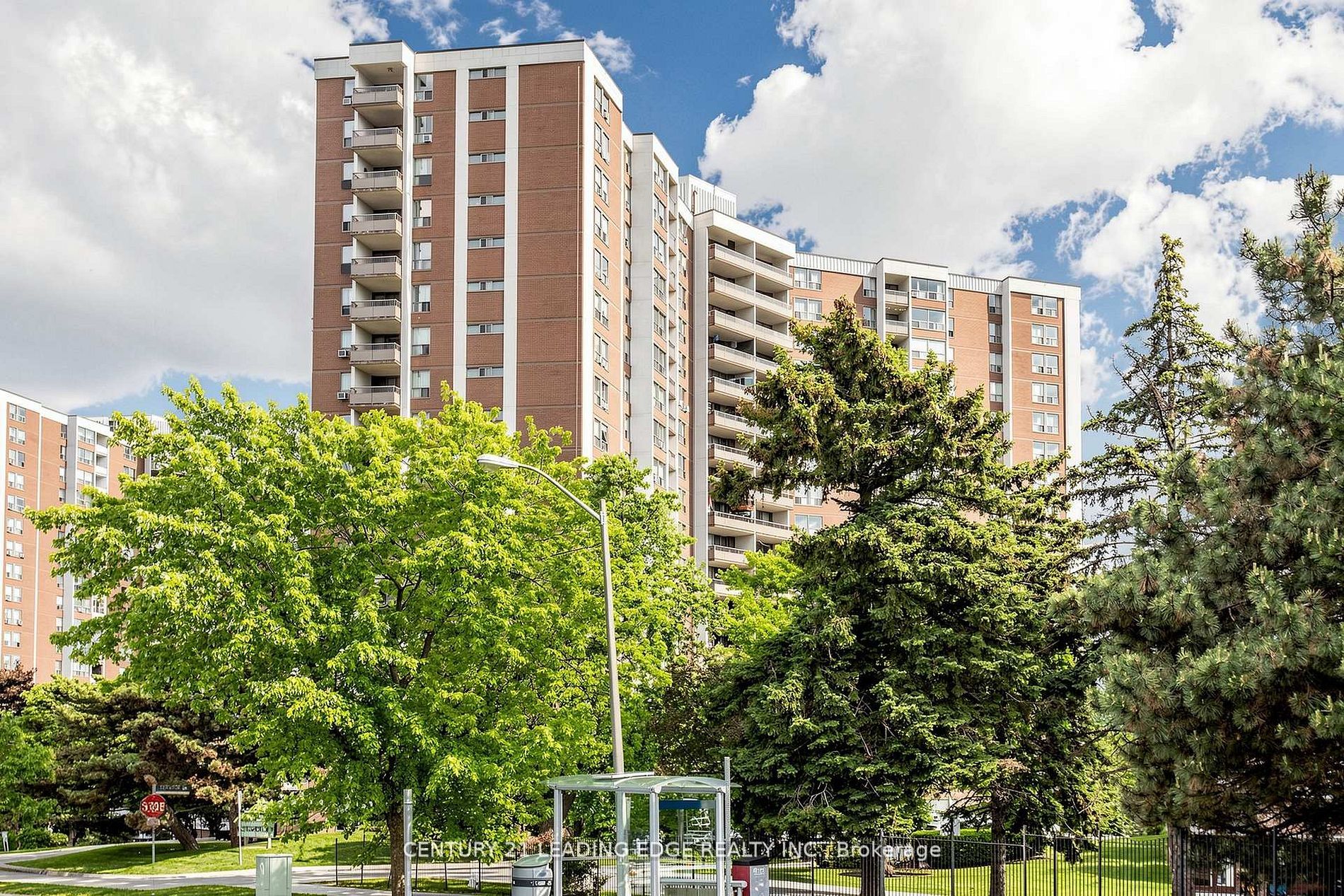 5 Vicora Linkway N/A 304, Toronto, ON M3C 1A7 photo 4