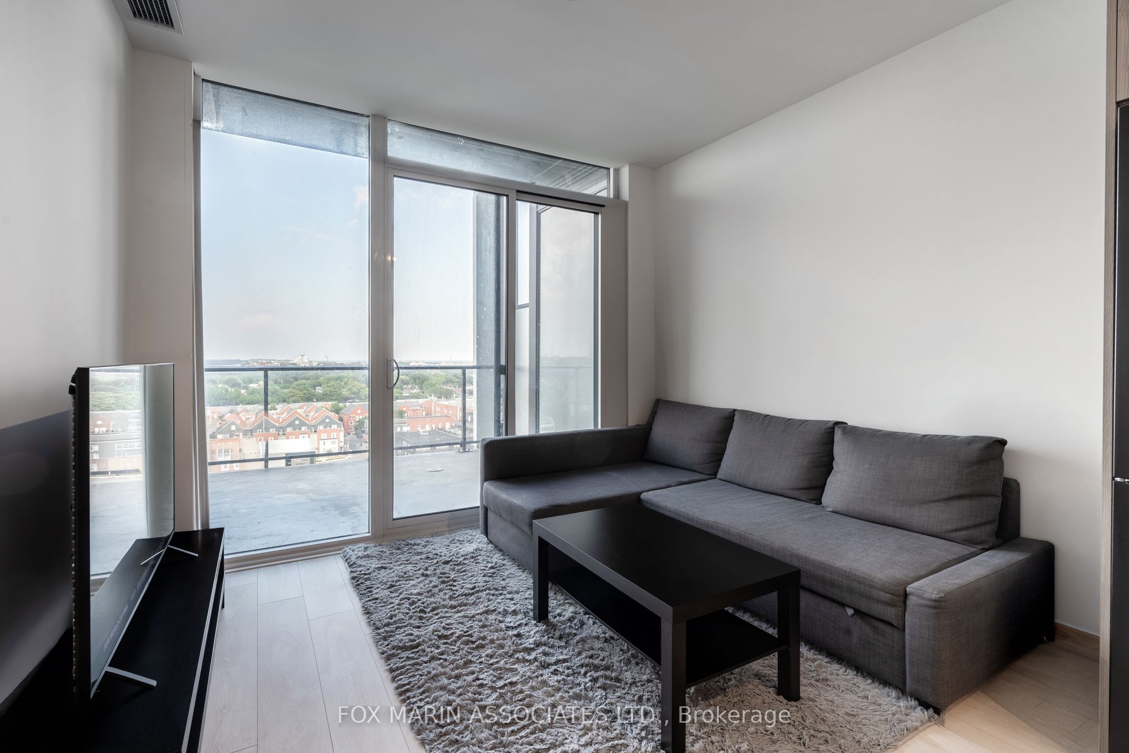 5 Defries Street 1104, Toronto, ON M5A 0W7 photo 5