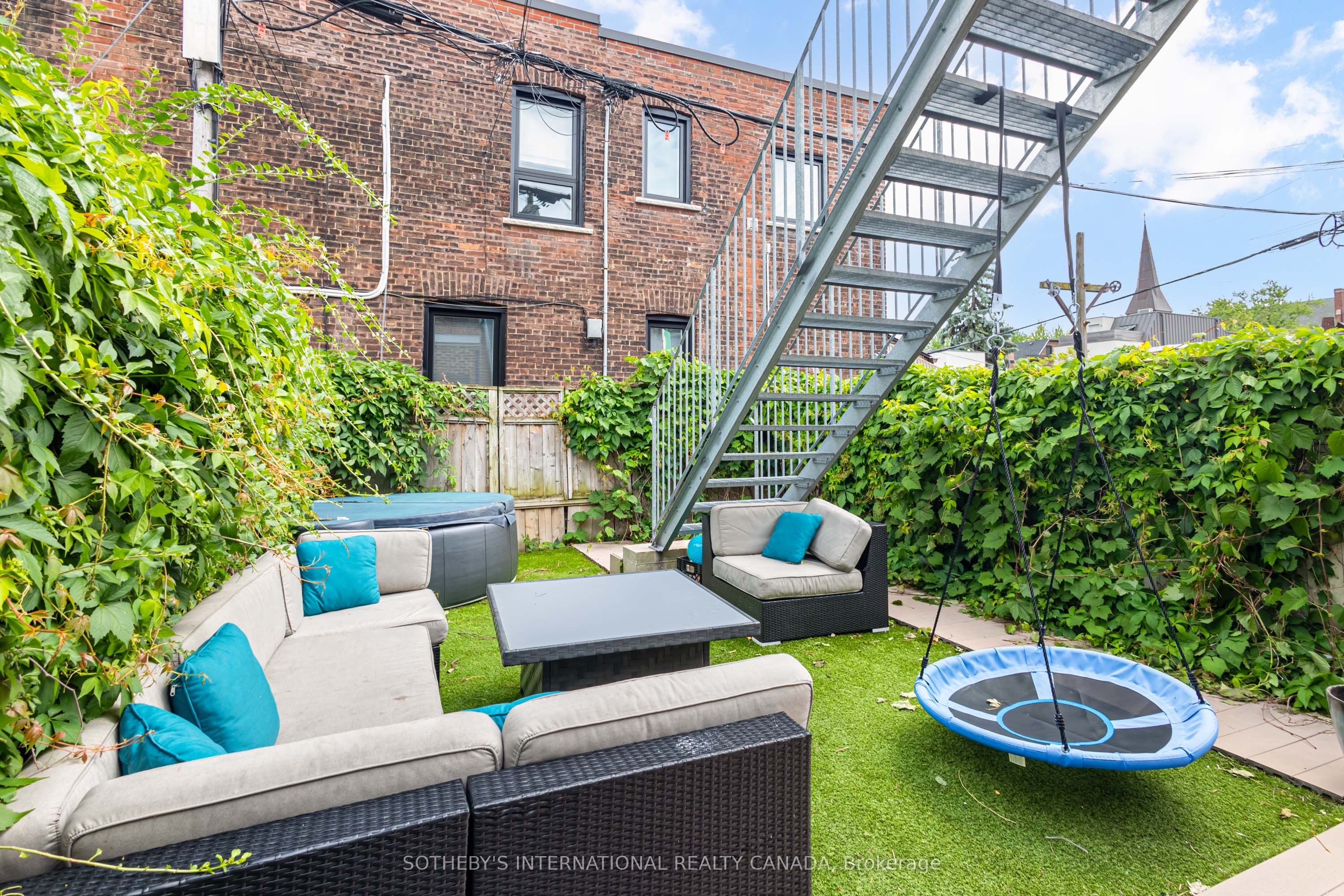 1213 College Street, Toronto, ON M6H 1C1 photo 3