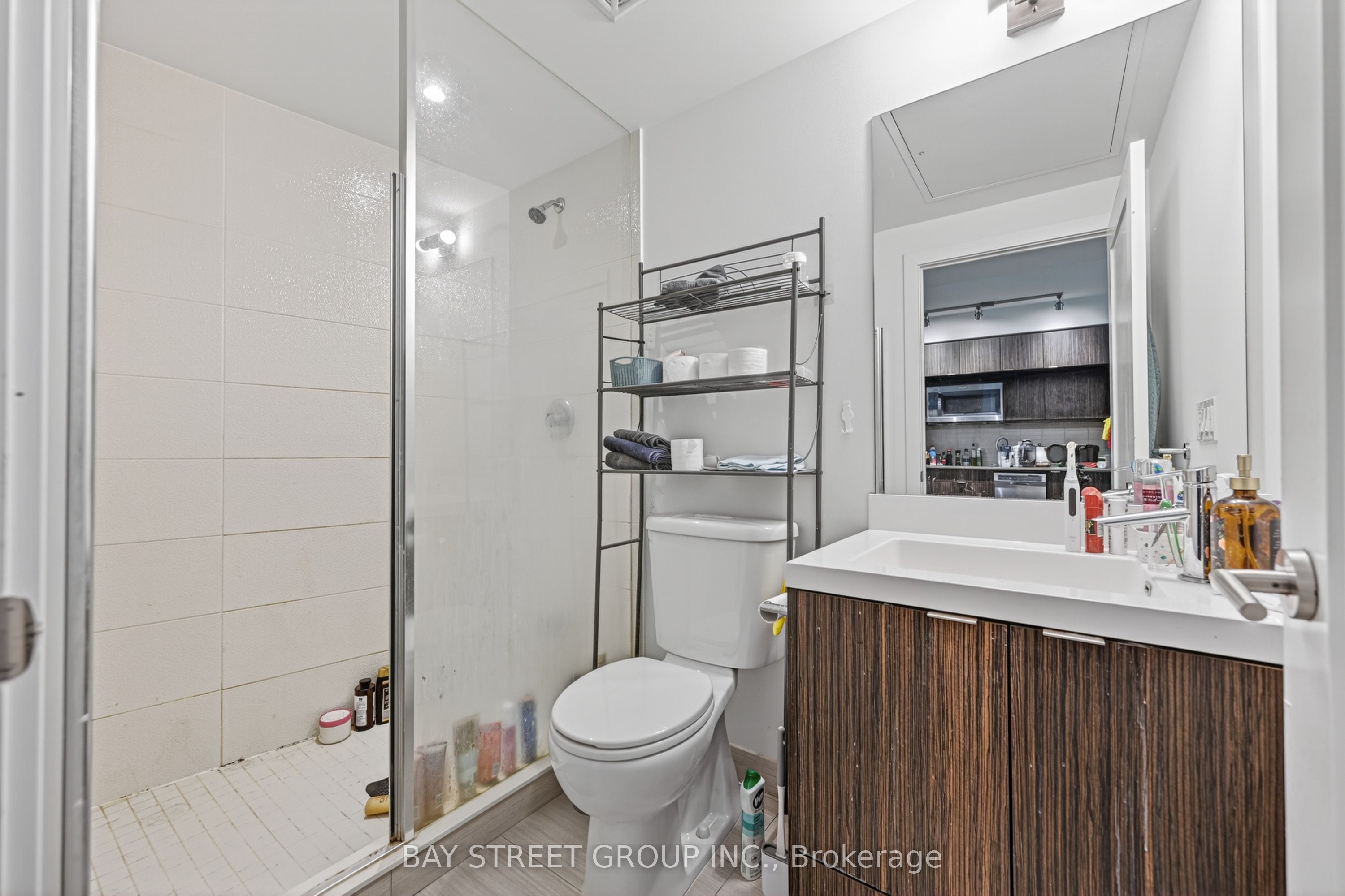 10 York Street 1002, Toronto, ON M5J 2Z2 photo 5