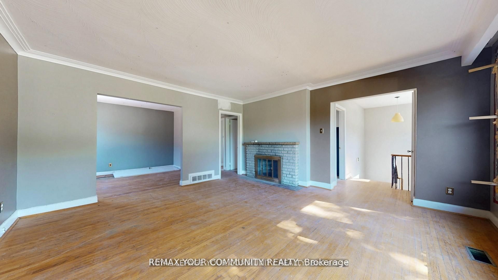 480 Ellerslie Avenue, Toronto, ON M2R 1C4 photo 4