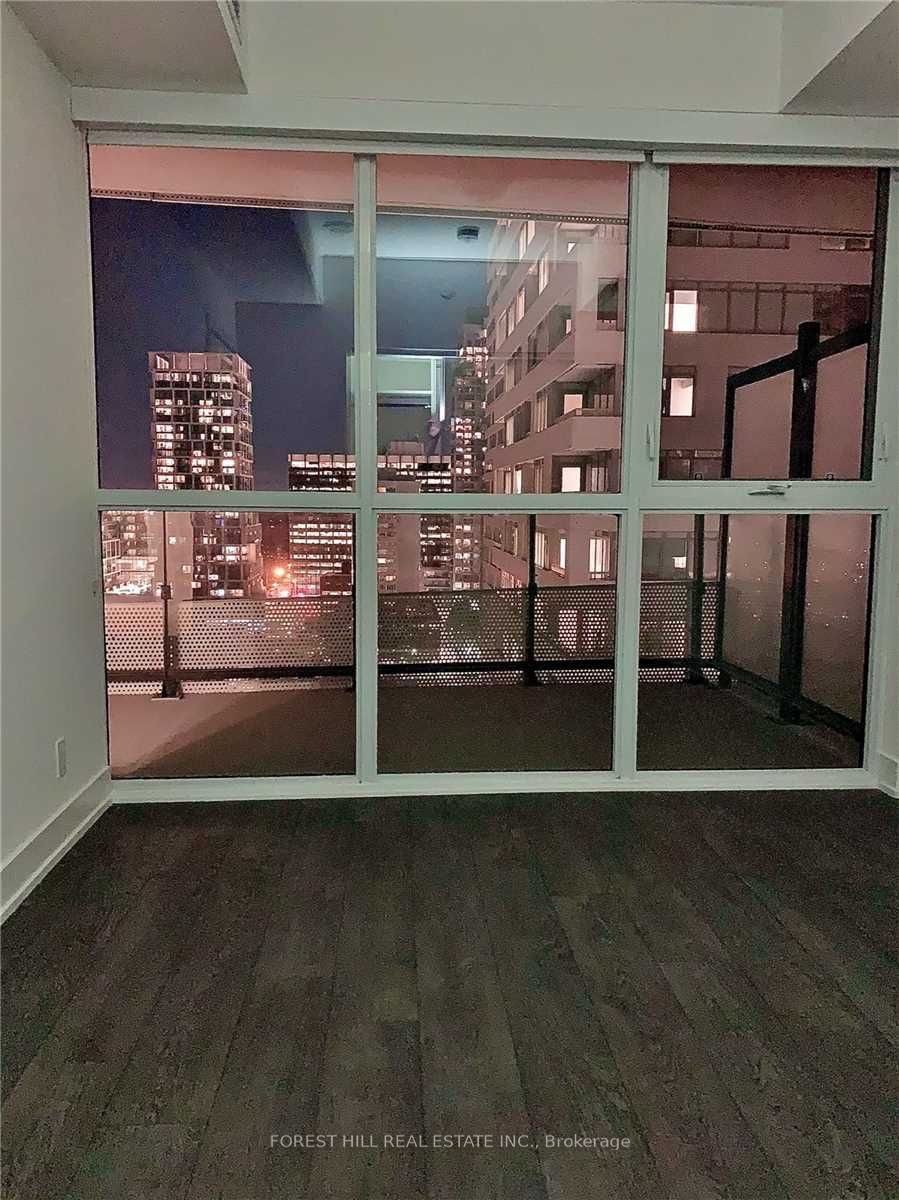11 Lillian Street 1305, Toronto, ON M4S 2H7 photo 5