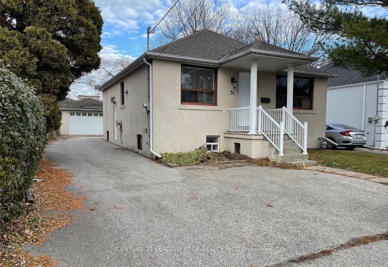 74 Reiner Road, Toronto, ON M3H 2L5 photo 3