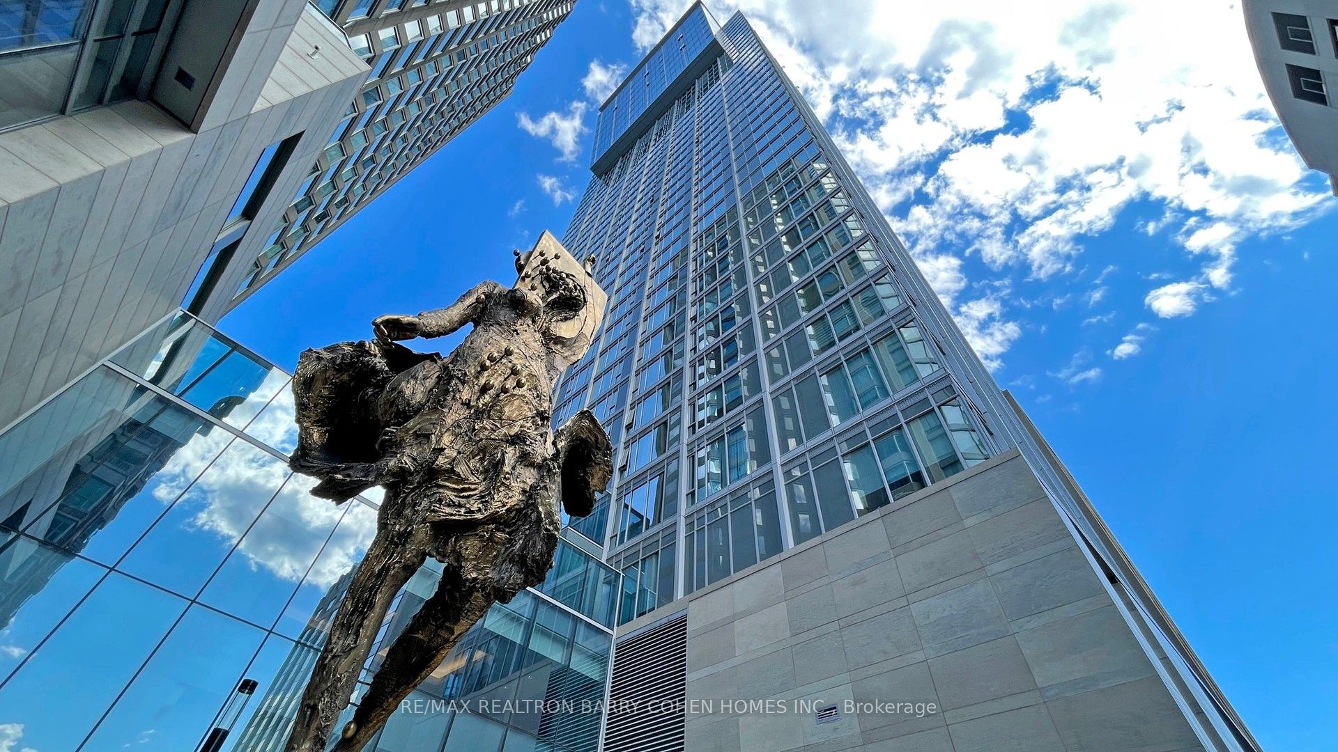 188 Cumberland Street 2010, Toronto, ON M5R 2G3