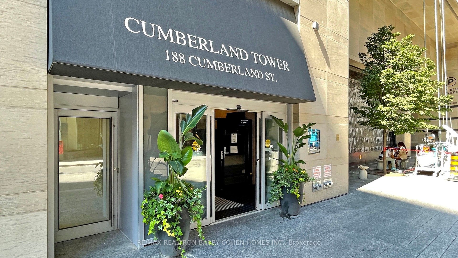 188 Cumberland Street 2010, Toronto, ON M5R 2G3 photo 2