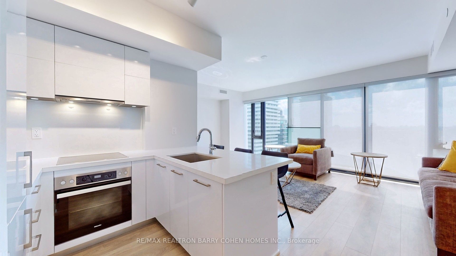 188 Cumberland Street 2010, Toronto, ON M5R 2G3 photo 5