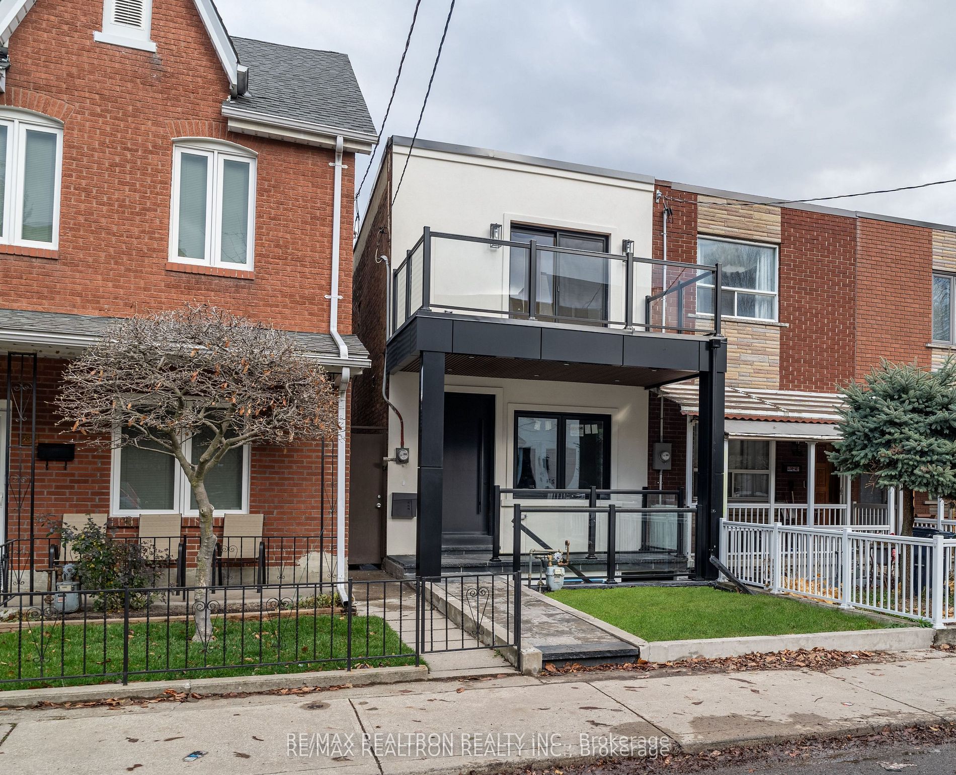 283 Euclid Avenue, Toronto, ON M6J 2K1 photo 2