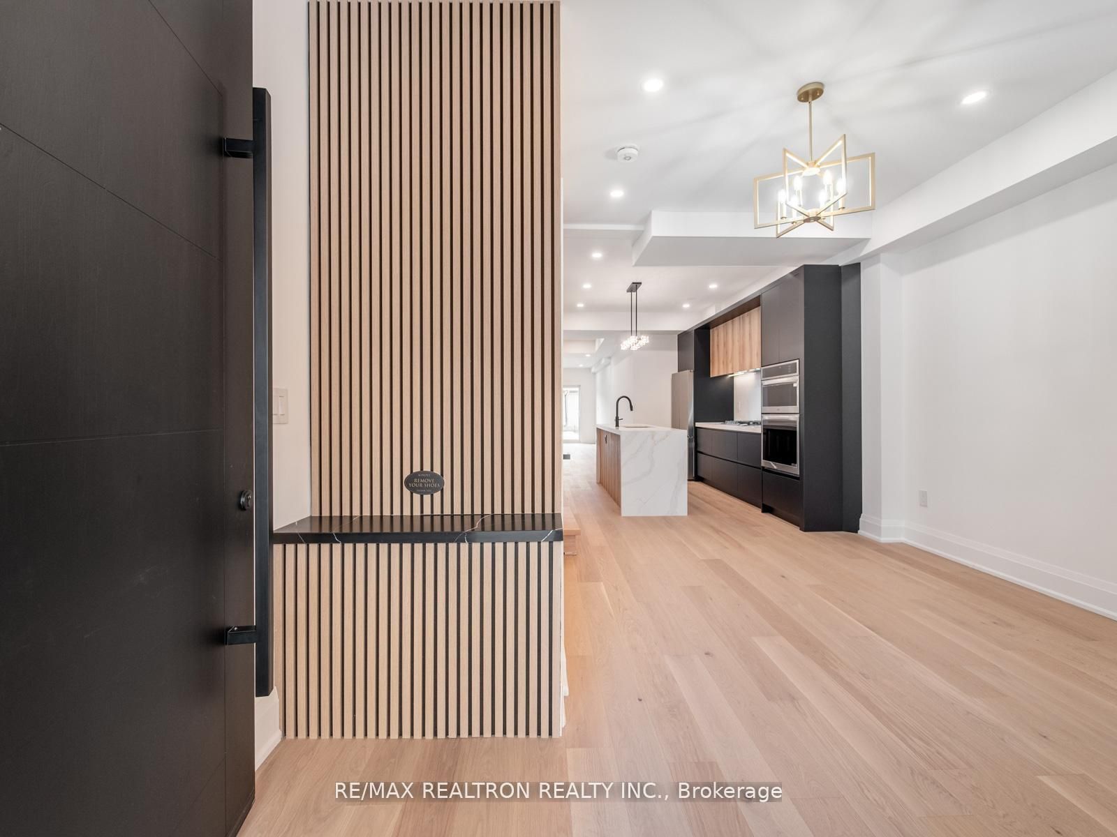 283 Euclid Avenue, Toronto, ON M6J 2K1 photo 5