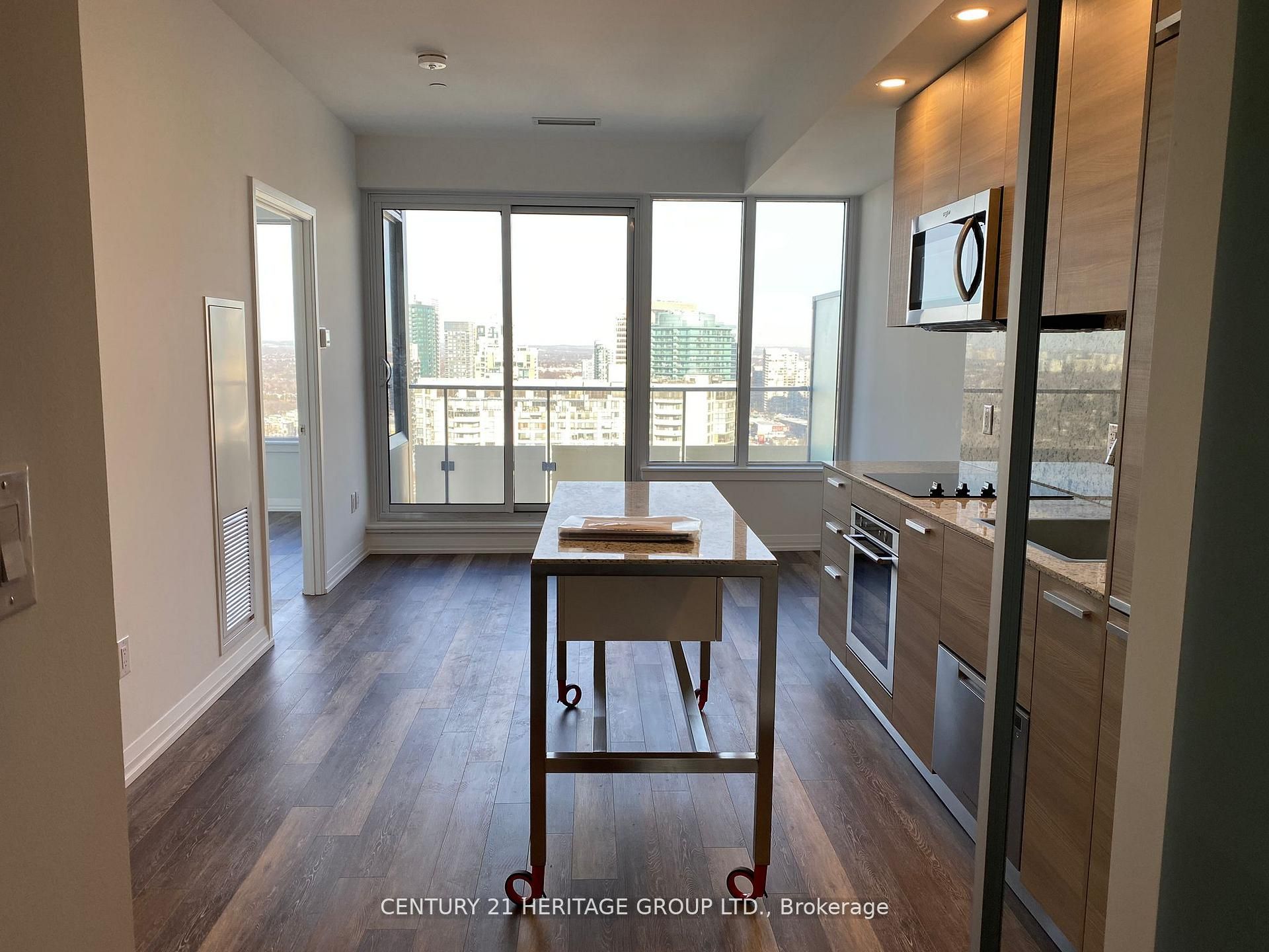 75 Canterbury Place 2912, Toronto, ON M2N 0L2 photo 5