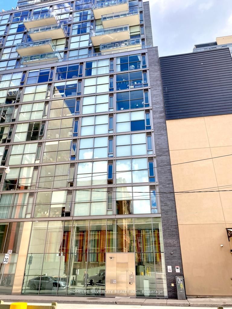25 Oxley Street 303, Toronto, ON M5V 2J5 photo 2
