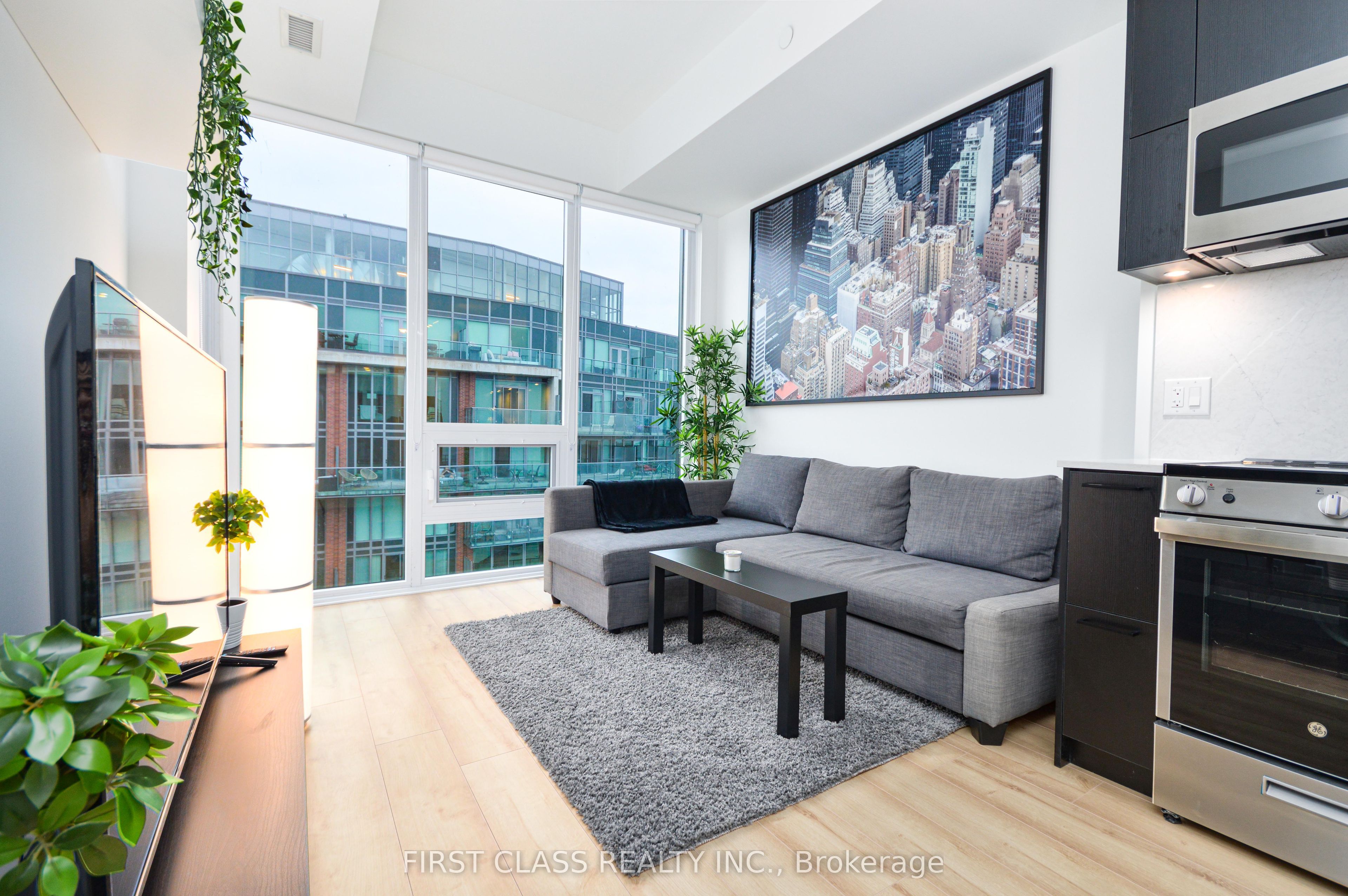 135 East Liberty Street, Toronto, ON M6K 0G7
