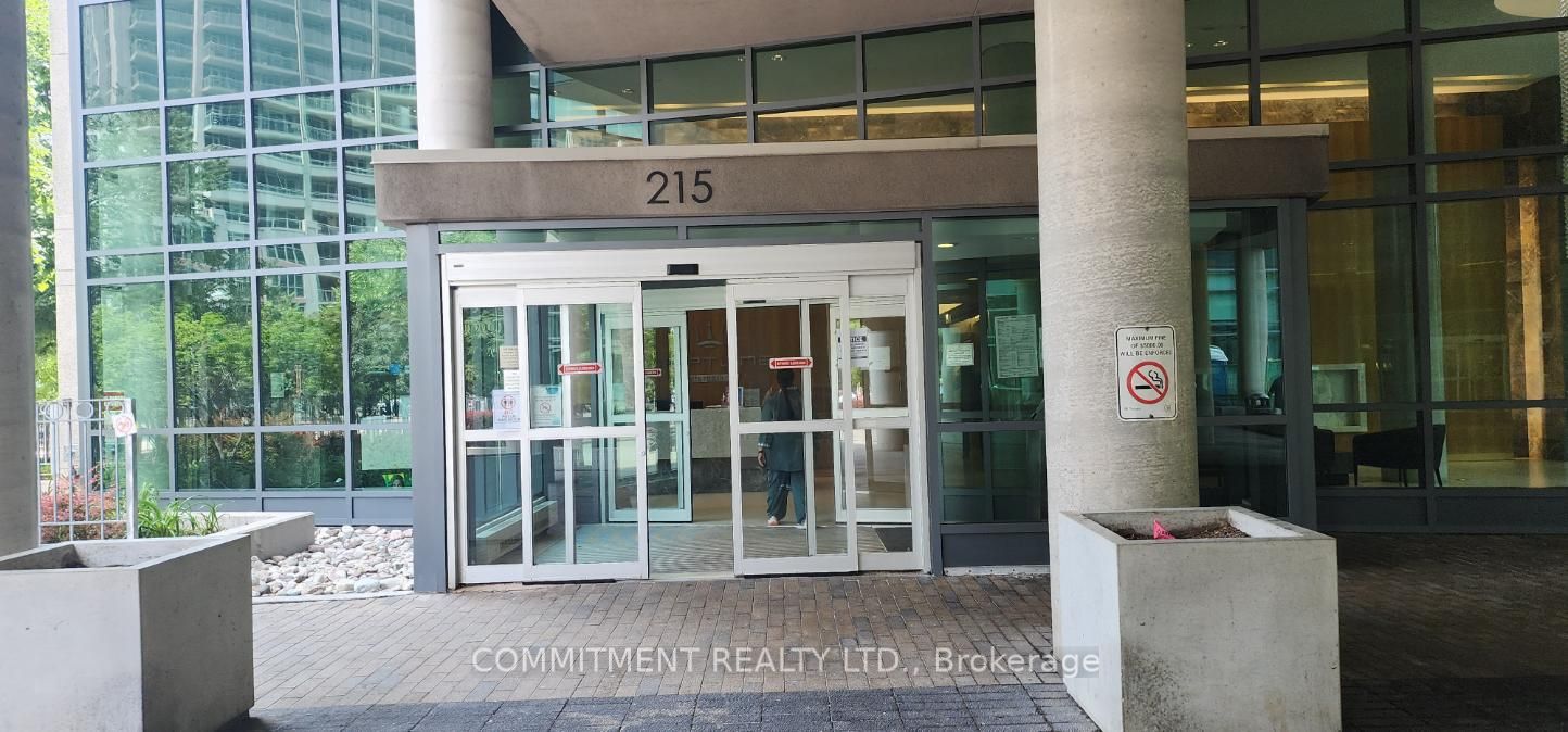 215 Fort York Boulevard #215, Toronto, ON M5V 4A1