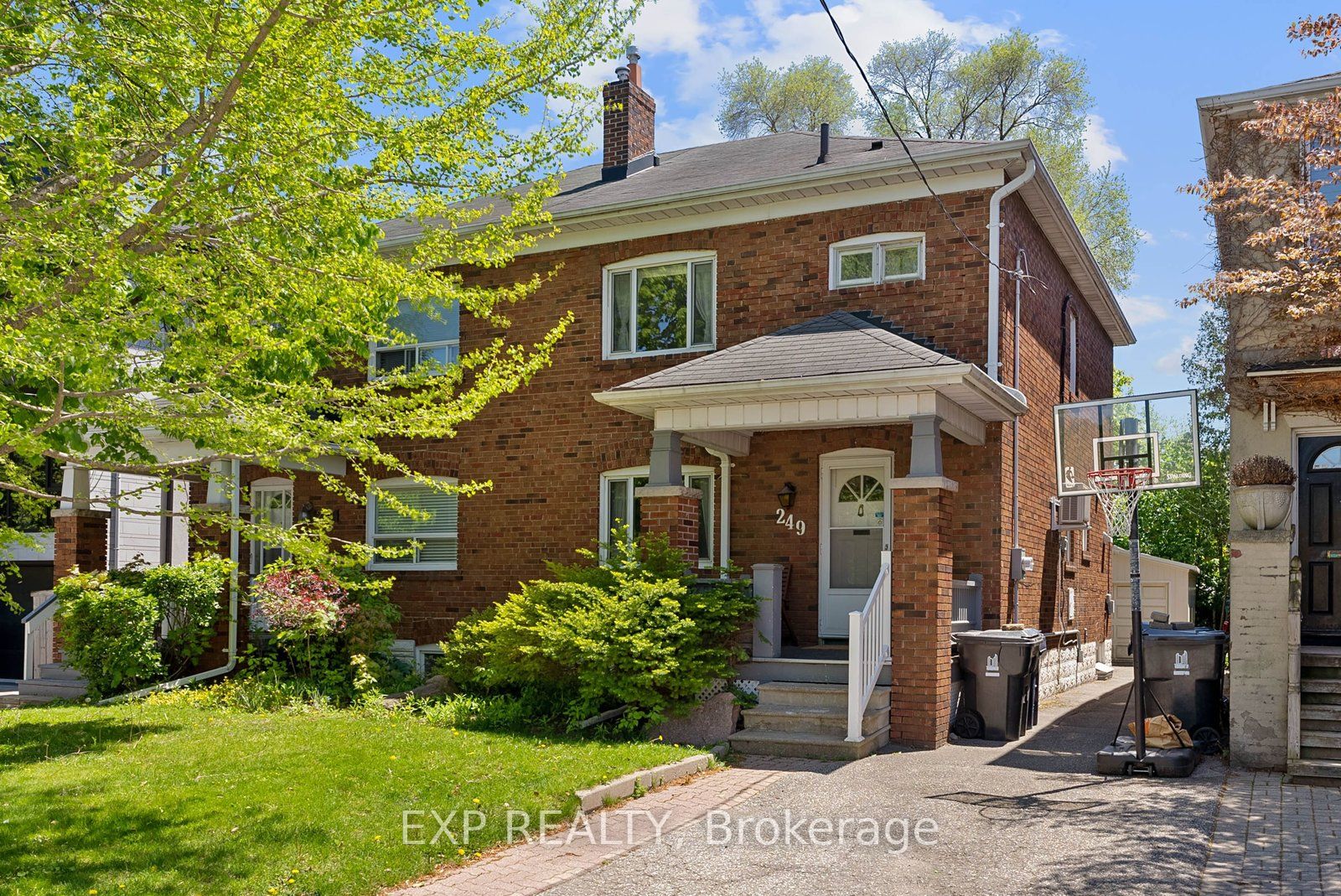 249 Brookdale Avenue, Toronto, ON M5M 1P6