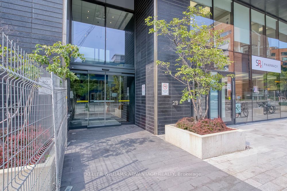28 Wellesley Street E 603, Toronto, ON M4Y 0C4 photo 3