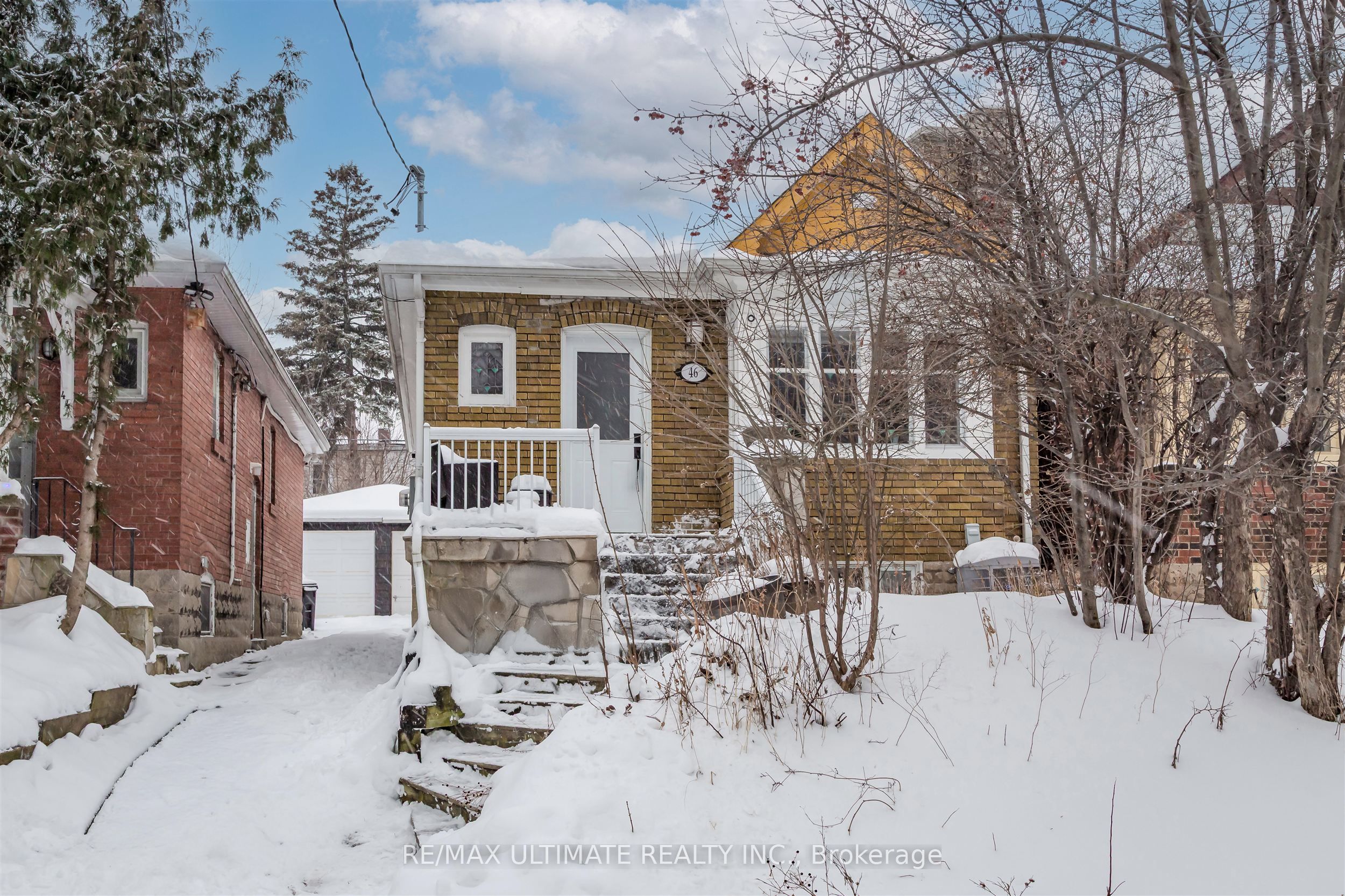 46 Lorindale Avenue Upper, Toronto, ON M5M 3C2 photo 3