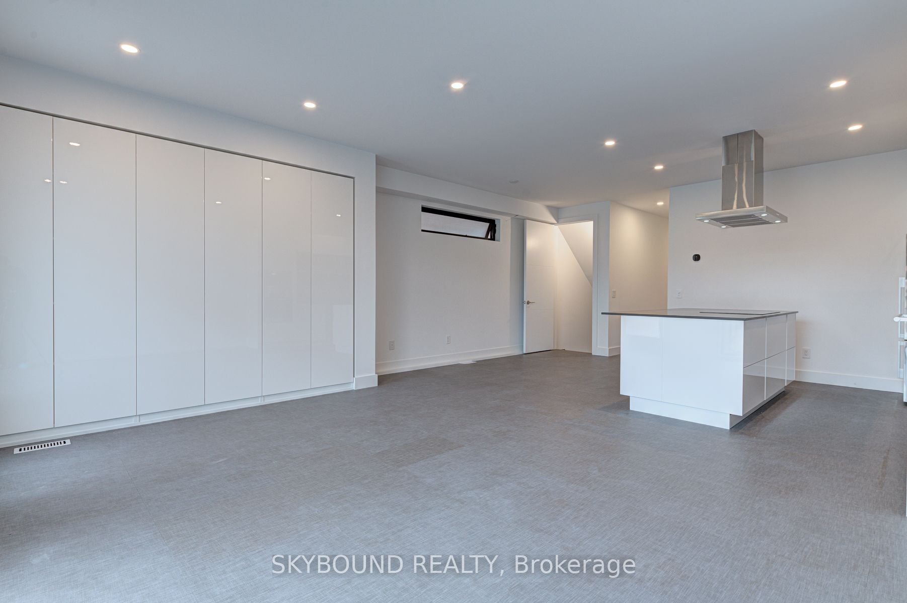531 Arlington Avenue Main, Toronto, ON M6C 3A6 photo 4