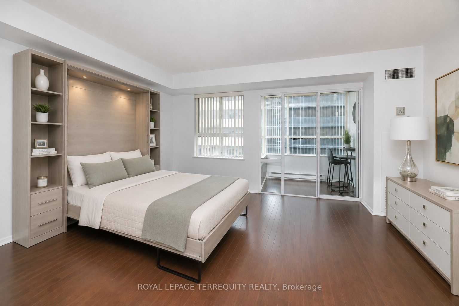 711 Bay Street 1113, Toronto, ON M5G 2J8 photo 4