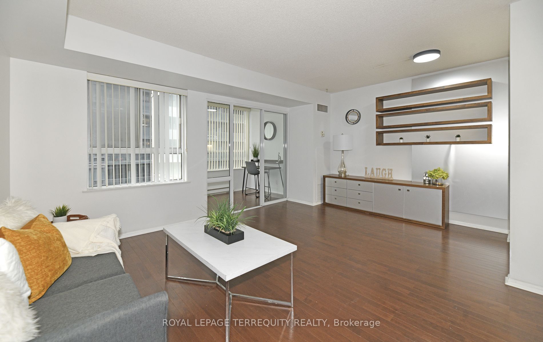 711 Bay Street 1113, Toronto, ON M5G 2J8 photo 5