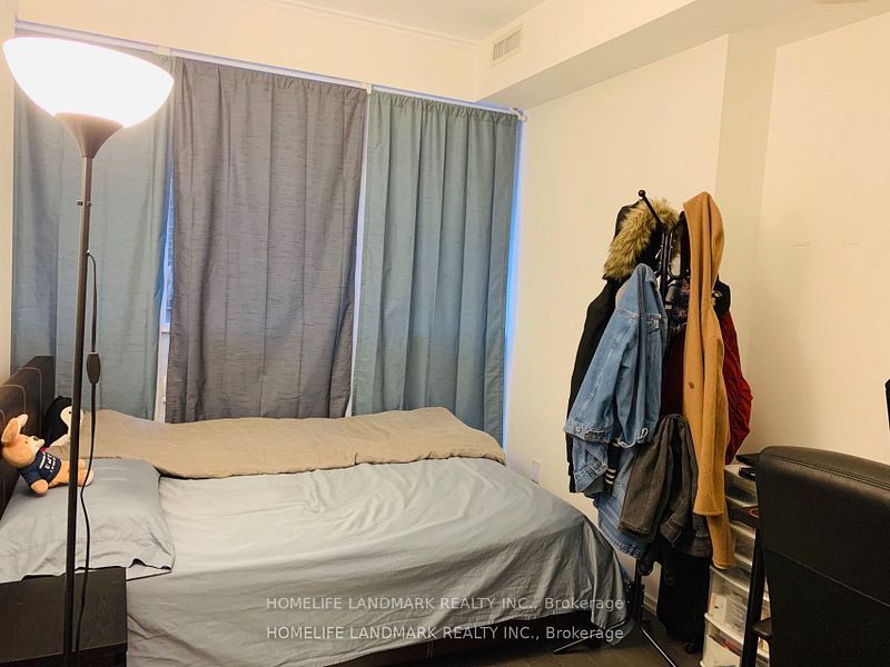 70 Temperance Street 706, Toronto, ON M5H 4E8 photo 3