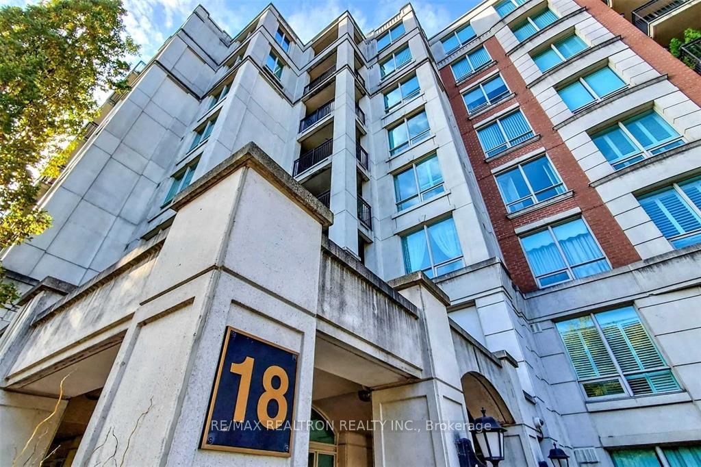 18 William Carson Crescent 211, Toronto, ON M2P 2G6