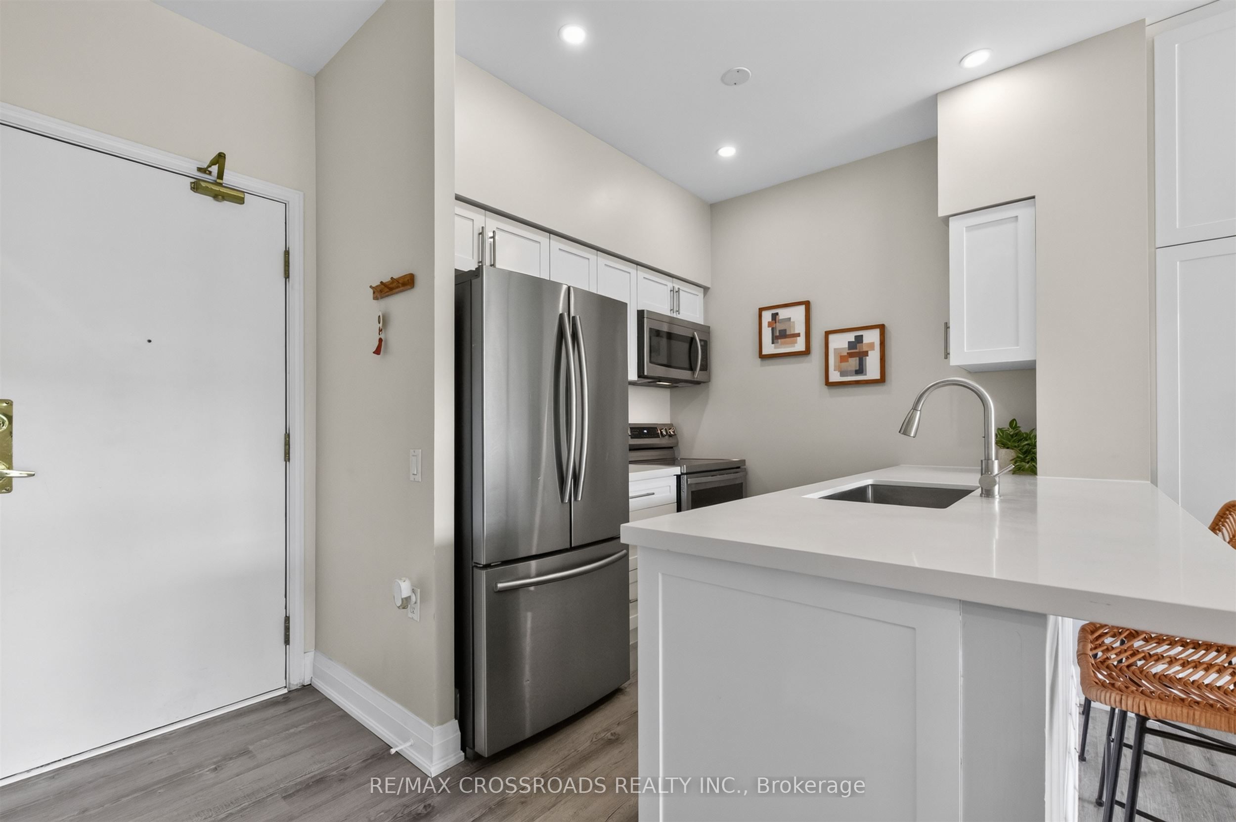 650 Lawrence Avenue W 183, Toronto, ON M6A 3E8 photo 5