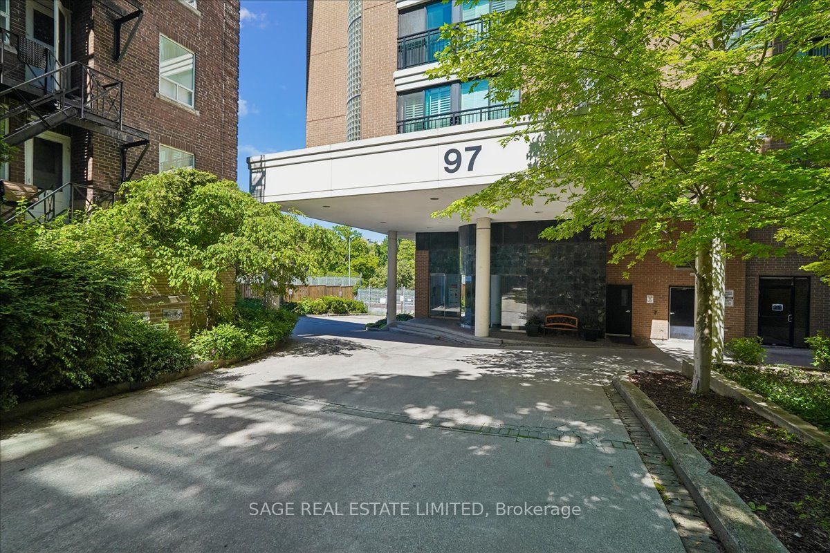 97 Lawton Boulevard 901, Toronto, ON M4V 1Z6 photo 3