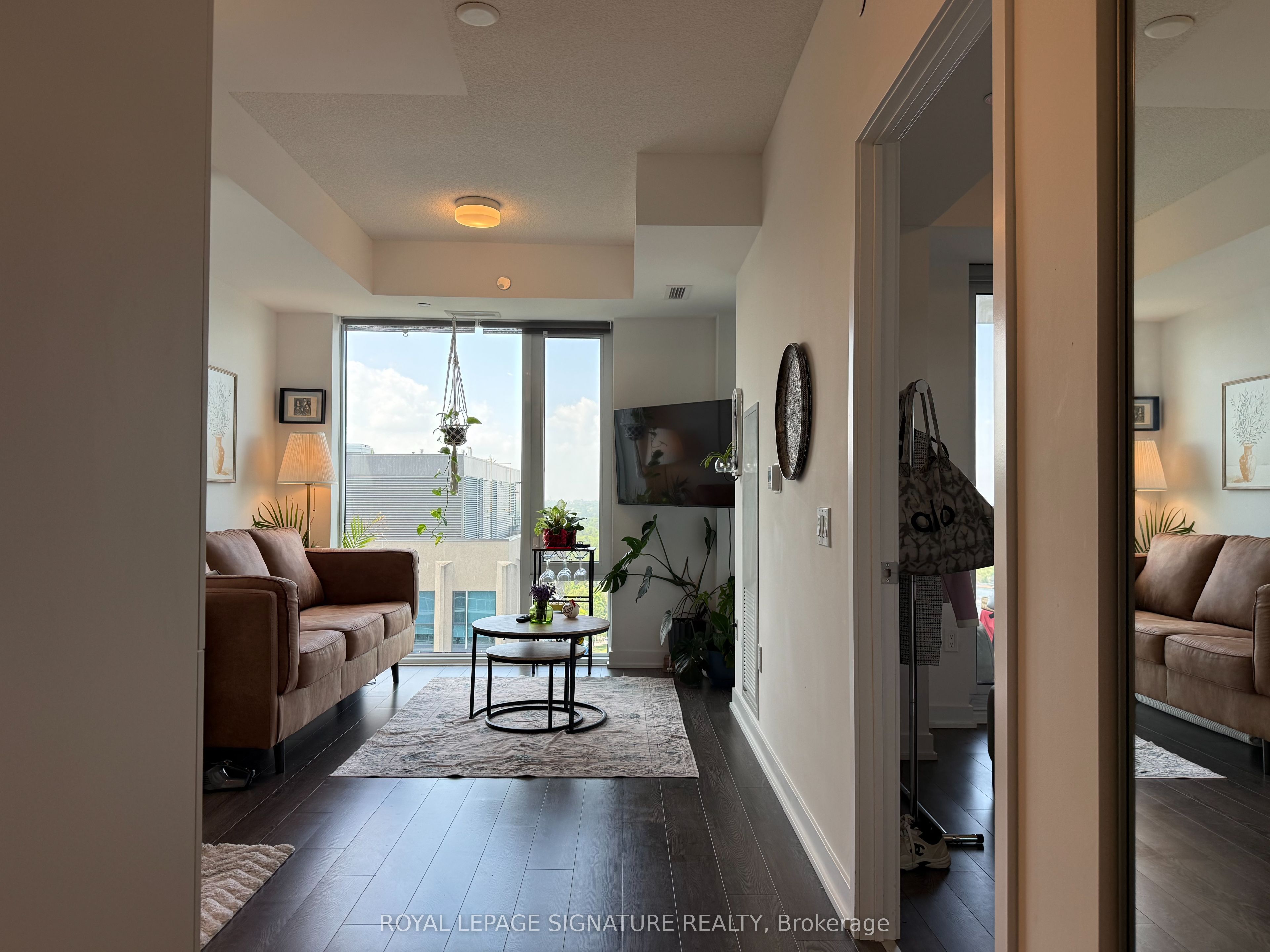 50 O'Neill Road 1609, Toronto, ON M3C 0H1 photo 4