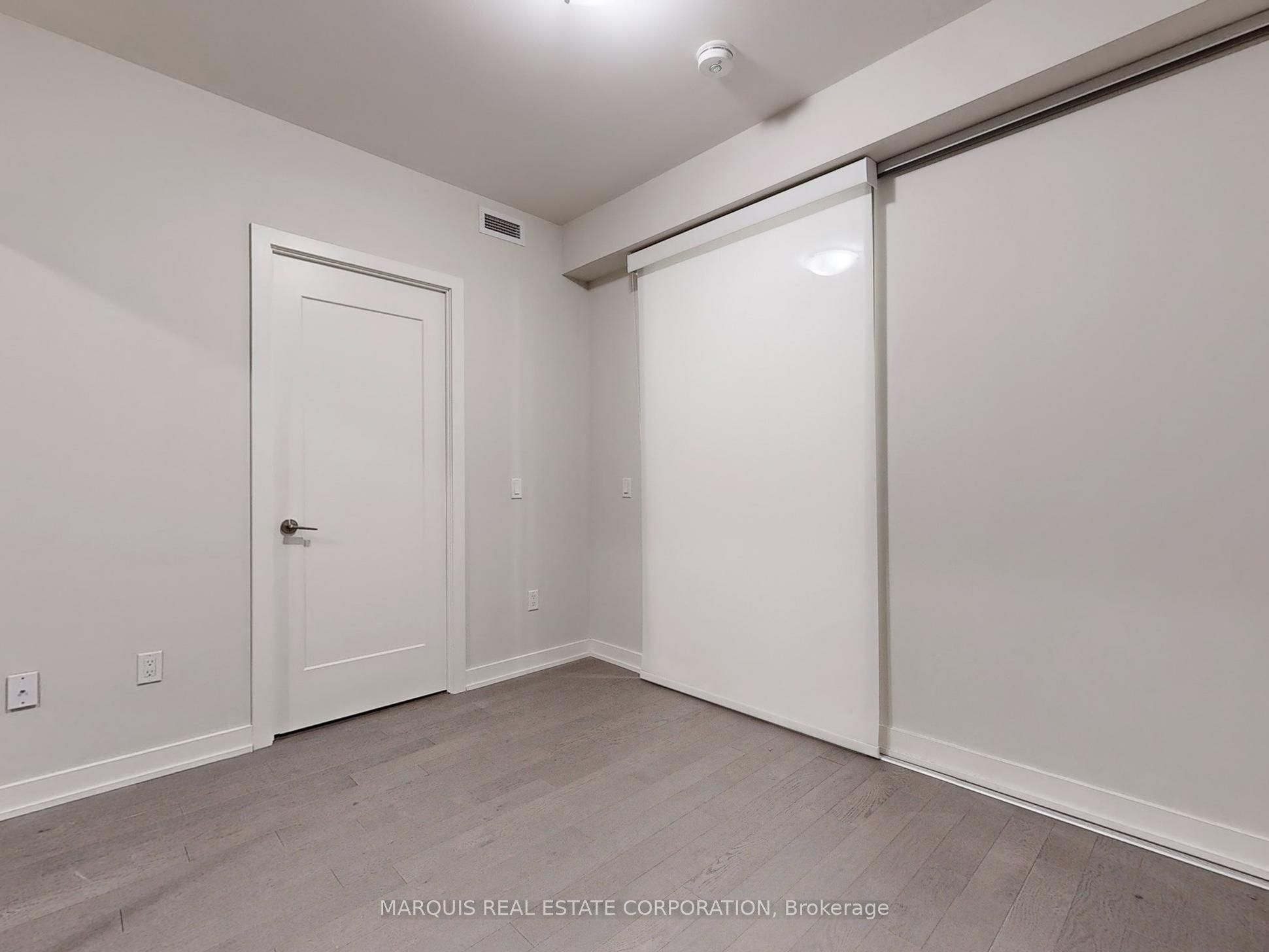 330 Richmond Street W 505, Toronto, ON M5V 0M4 photo 5