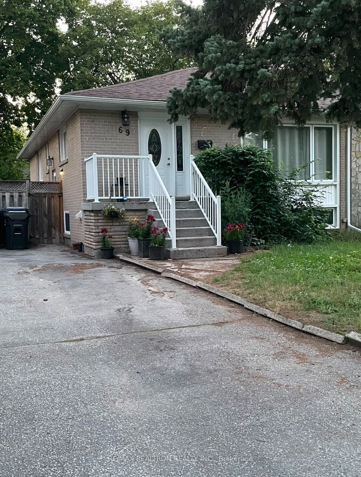 69 Pintail Crescent, Toronto, ON M3A 2Y6 photo 3