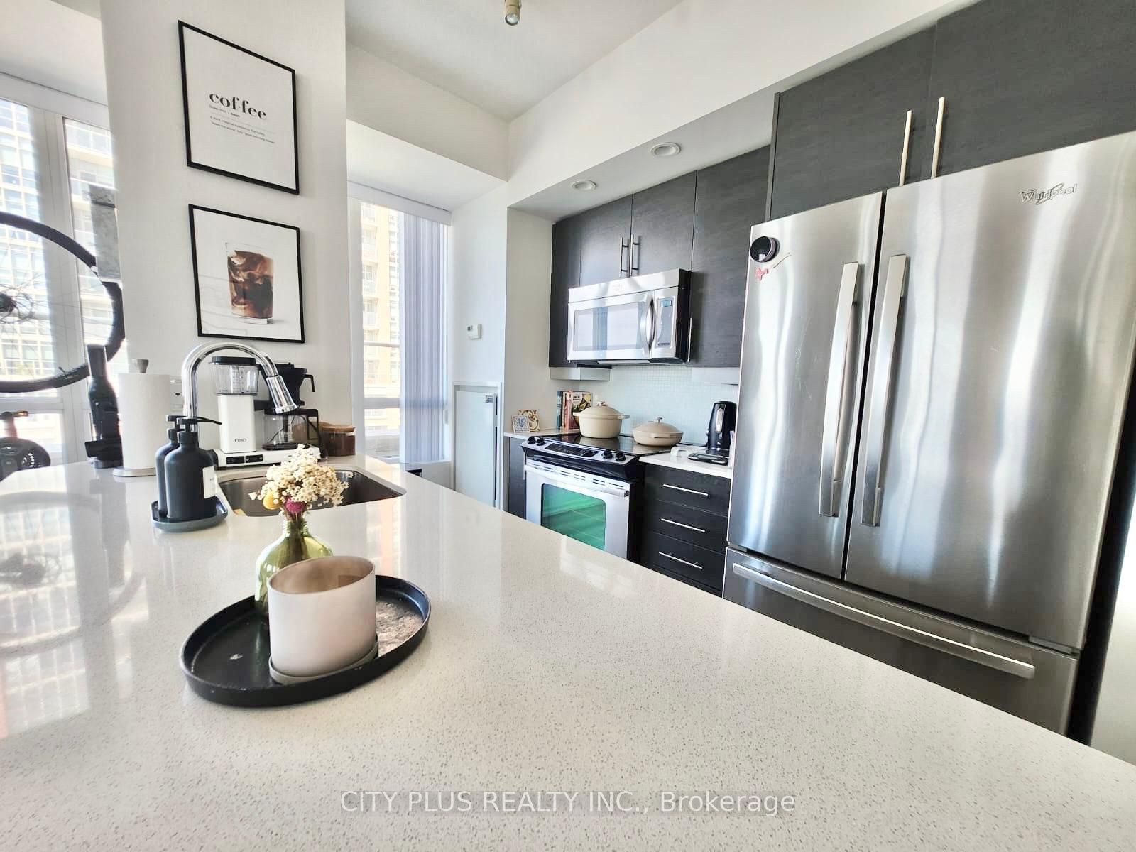 75 East Liberty Street 1106, Toronto, ON M6K 3R3 photo 5