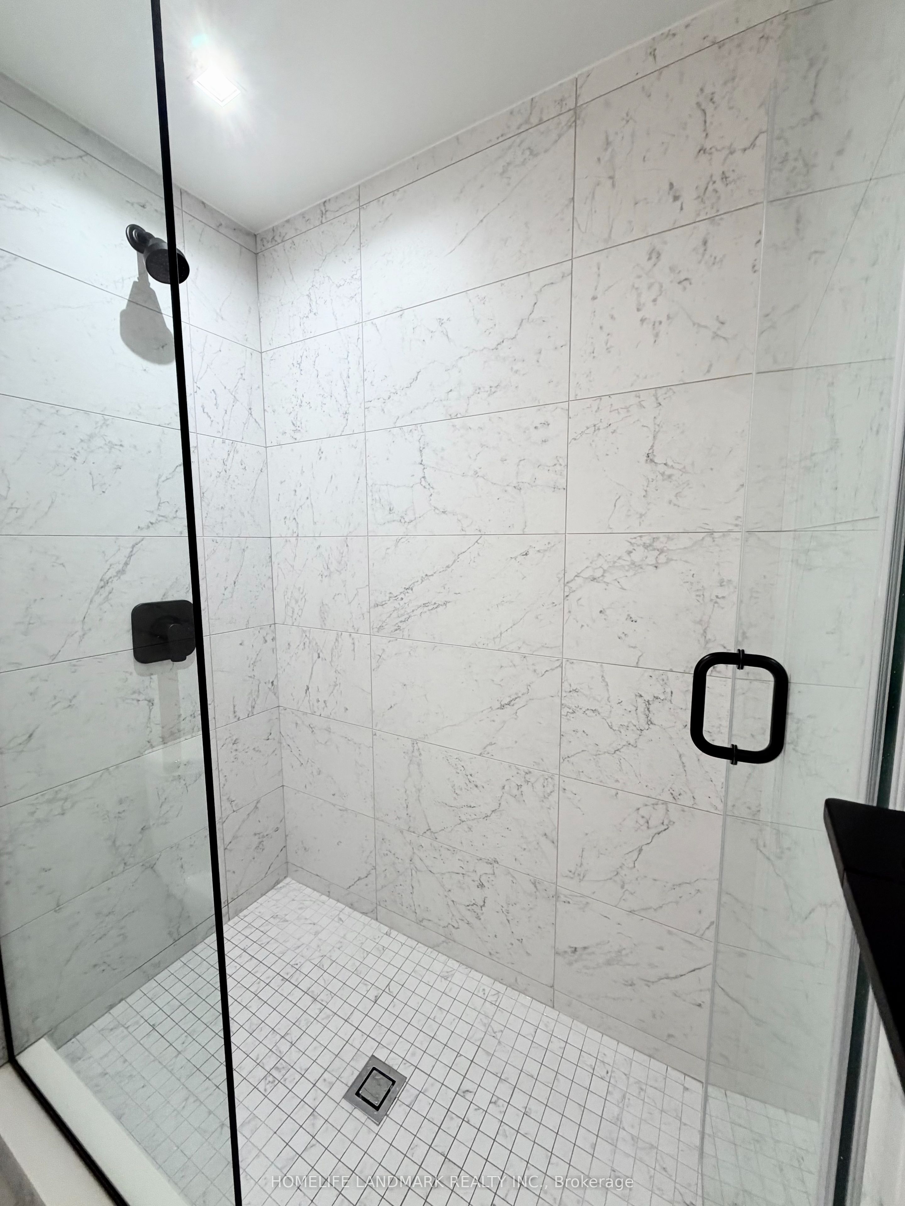 609 SHERBOURNE Street 3801, Toronto, ON M4X 0A4 photo 5