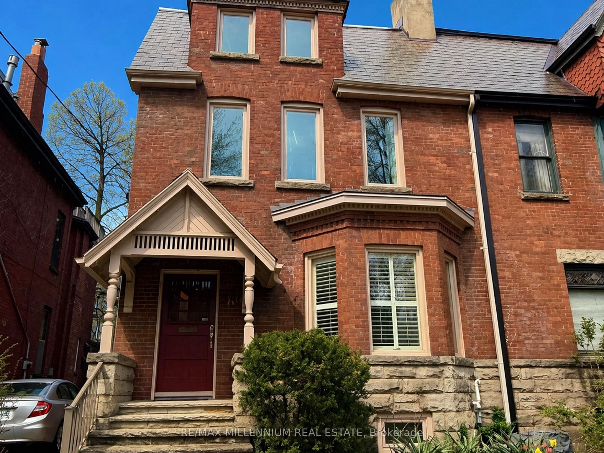 180 Cottingham Street Basement, Toronto, ON M4V 1C5