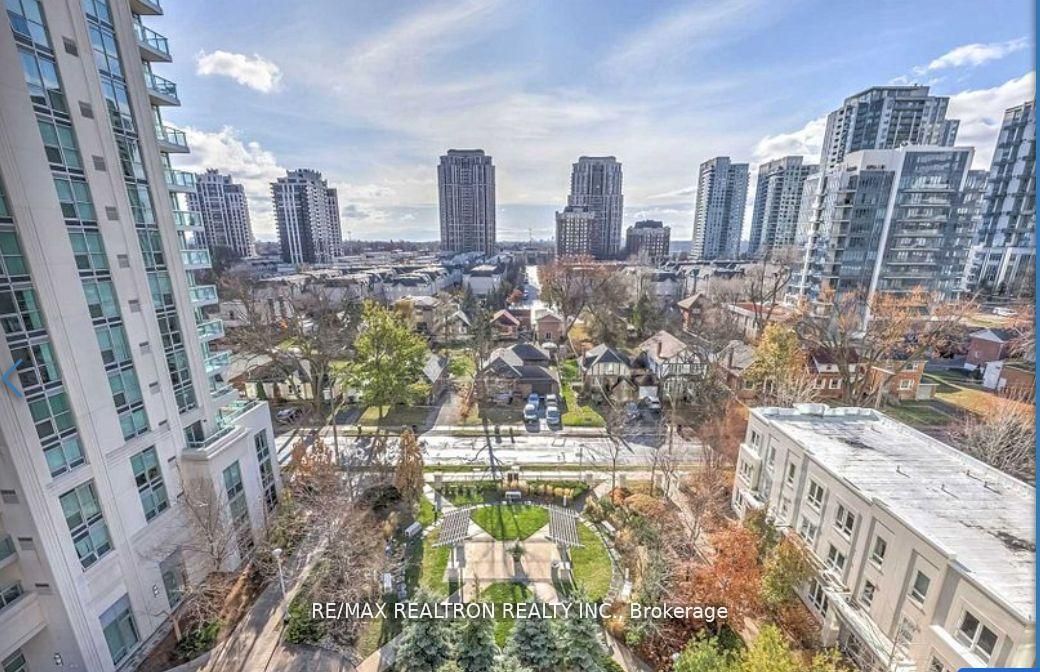 35 Bales Avenue 1011, Toronto, ON M2N 7L7 photo 2