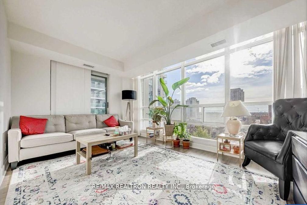 35 Bales Avenue 1011, Toronto, ON M2N 7L7 photo 4